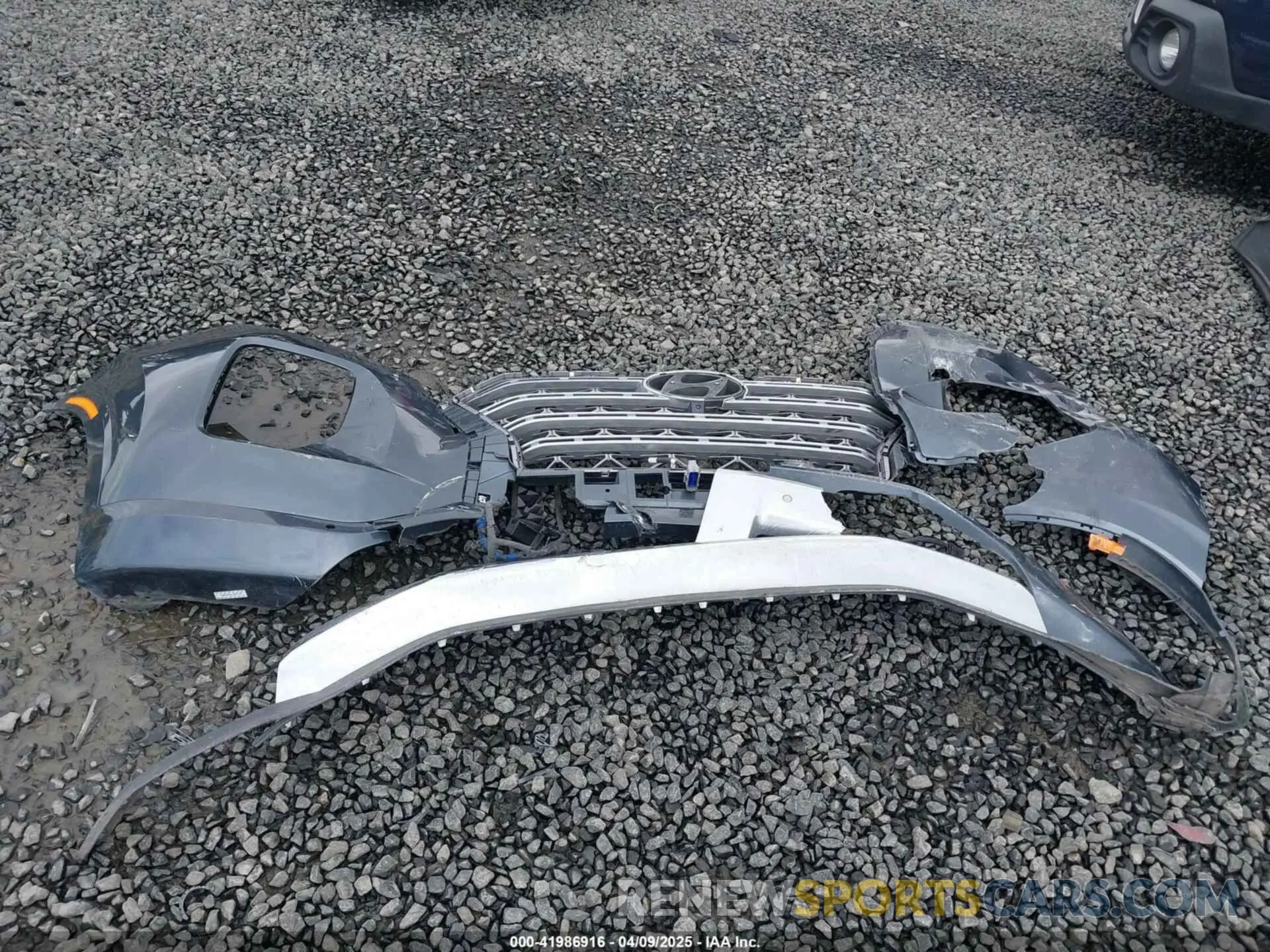 12 Photograph of a damaged car KM8R5DHE6LU083149 HYUNDAI PALISADE 2020