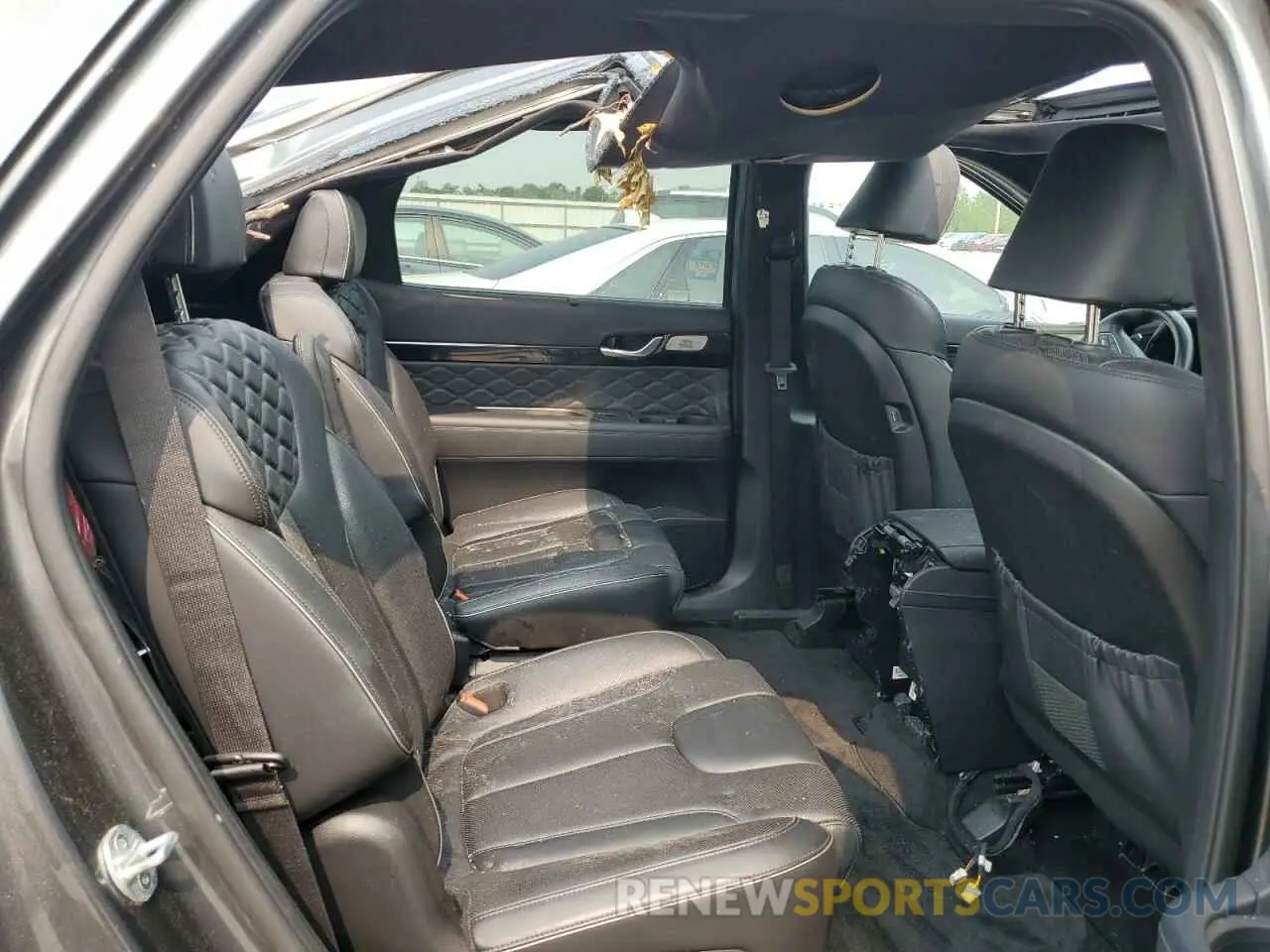 11 Photograph of a damaged car KM8R5DHE8LU104583 HYUNDAI PALISADE 2020
