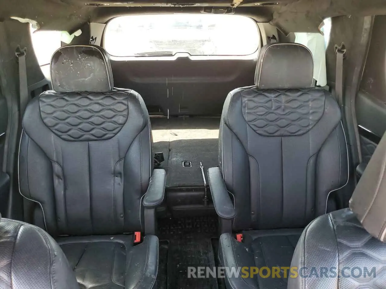 10 Photograph of a damaged car KM8R5DHE9LU102289 HYUNDAI PALISADE 2020
