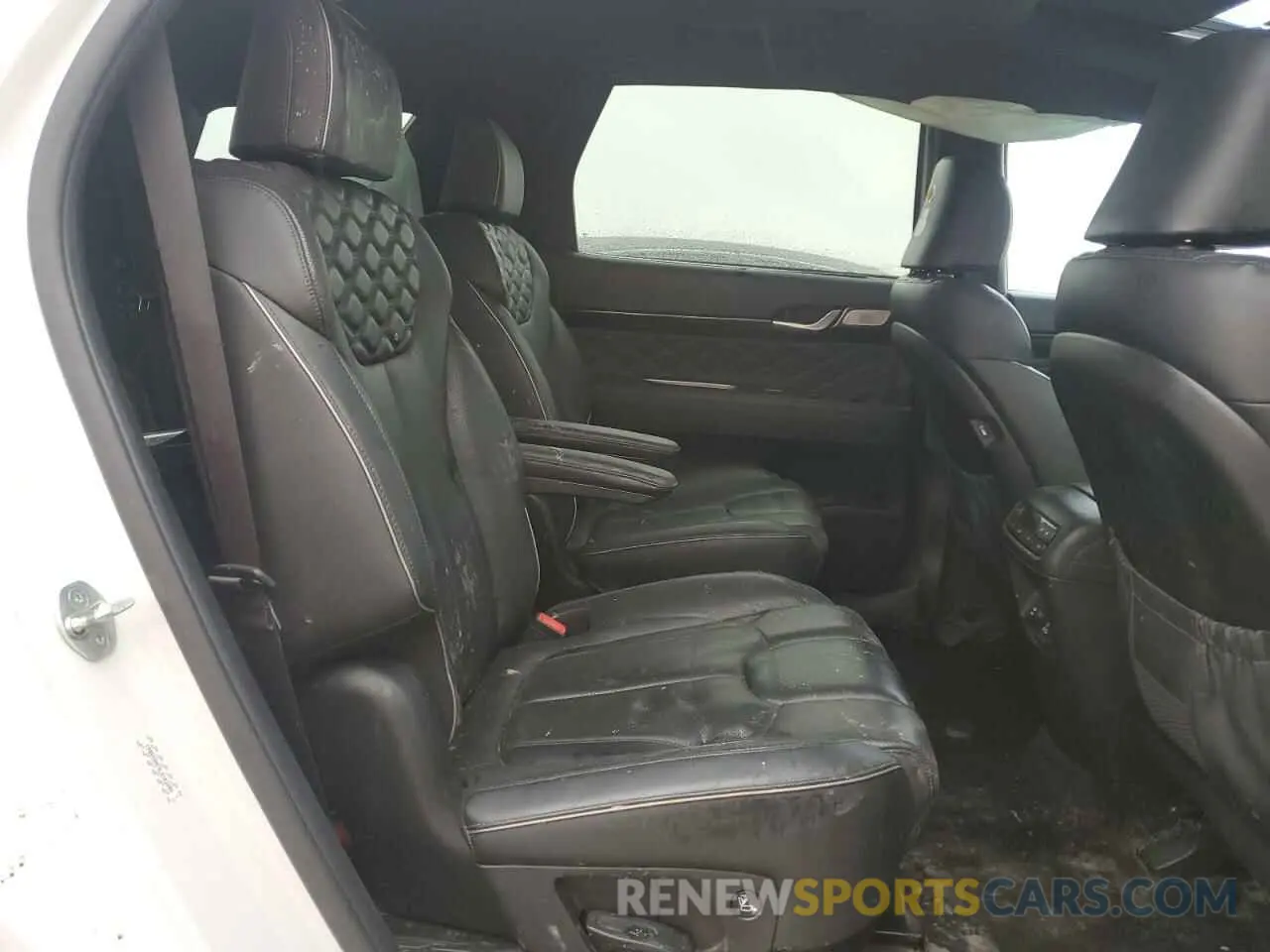 11 Photograph of a damaged car KM8R5DHE9LU102289 HYUNDAI PALISADE 2020