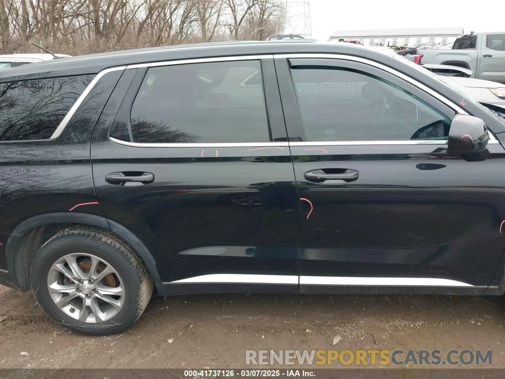 13 Photograph of a damaged car KM8R1DHE0MU222902 HYUNDAI PALISADE 2021