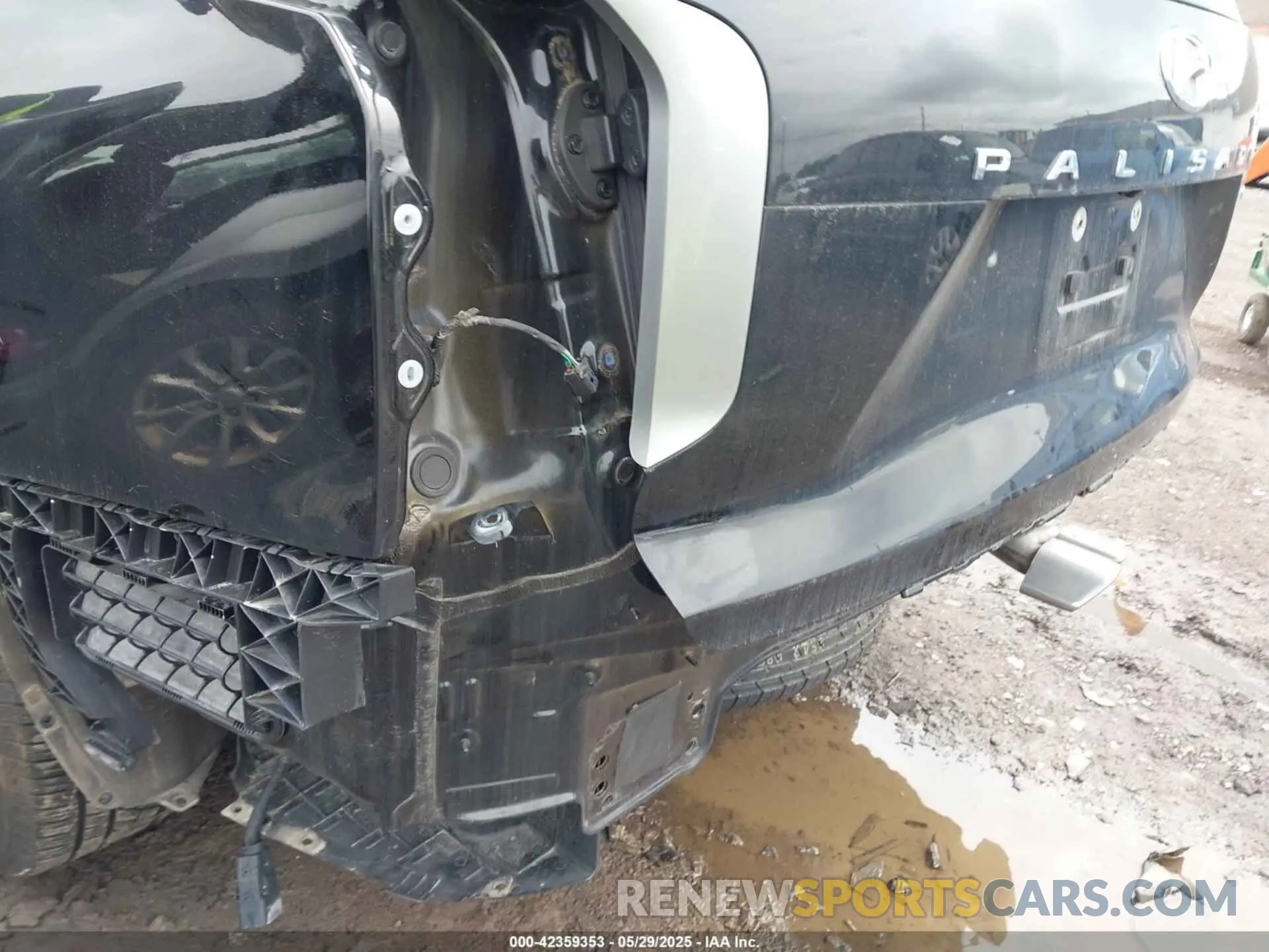 18 Photograph of a damaged car KM8R1DHE2MU213263 HYUNDAI PALISADE 2021