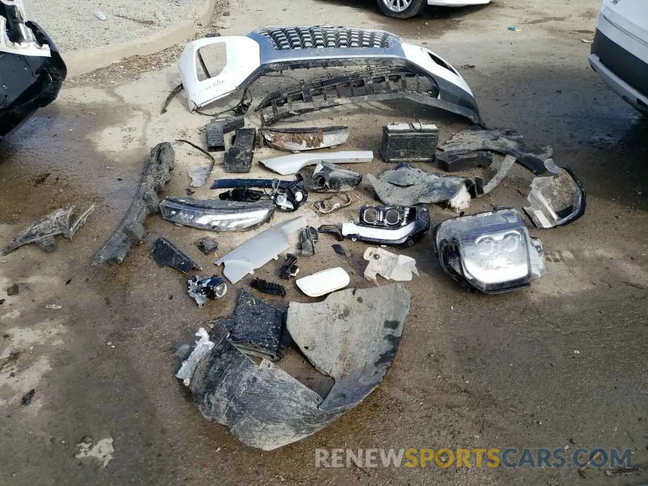 13 Photograph of a damaged car KM8R34HE3MU193504 HYUNDAI PALISADE 2021