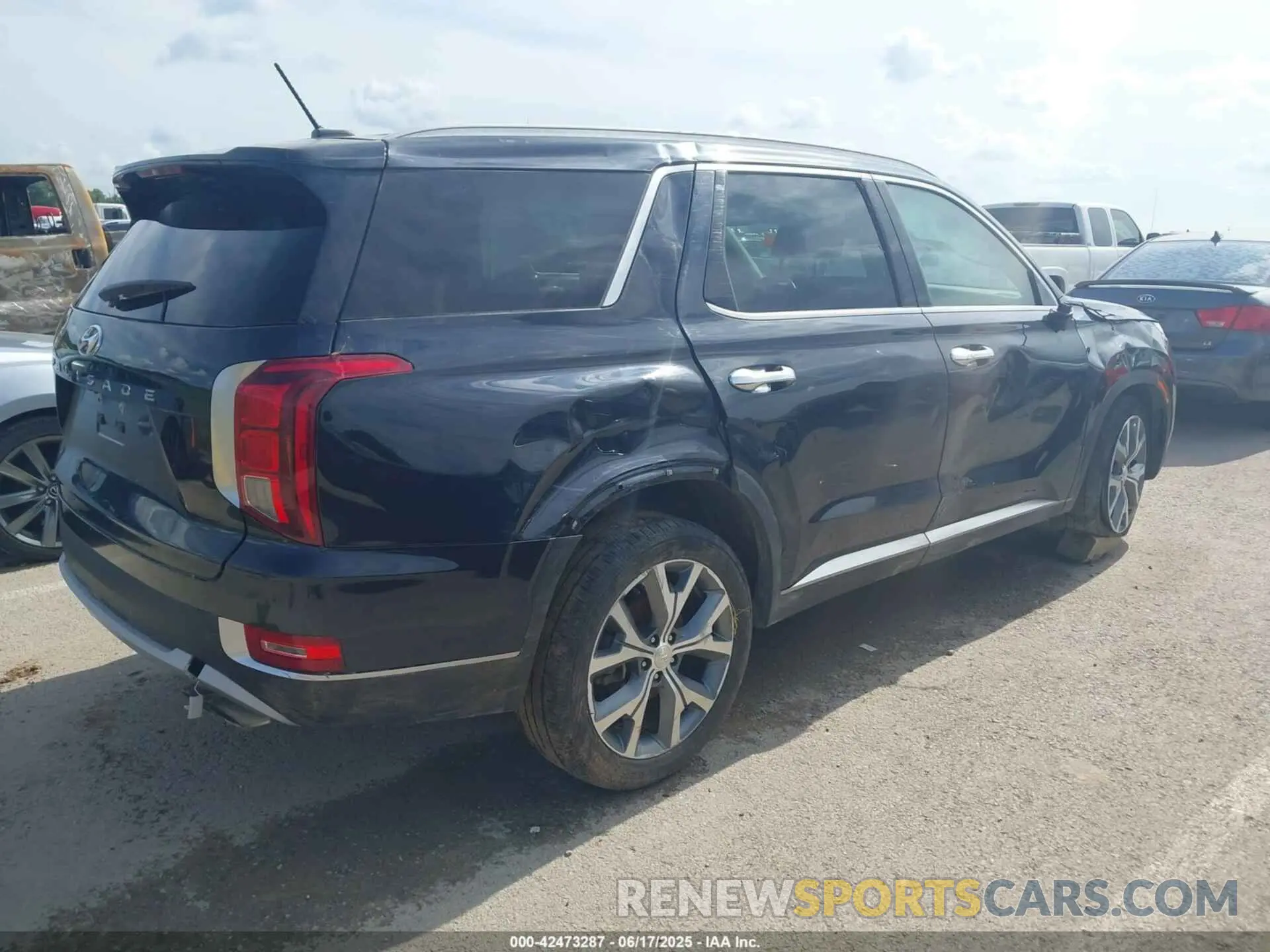 4 Photograph of a damaged car KM8R34HE5MU223022 HYUNDAI PALISADE 2021