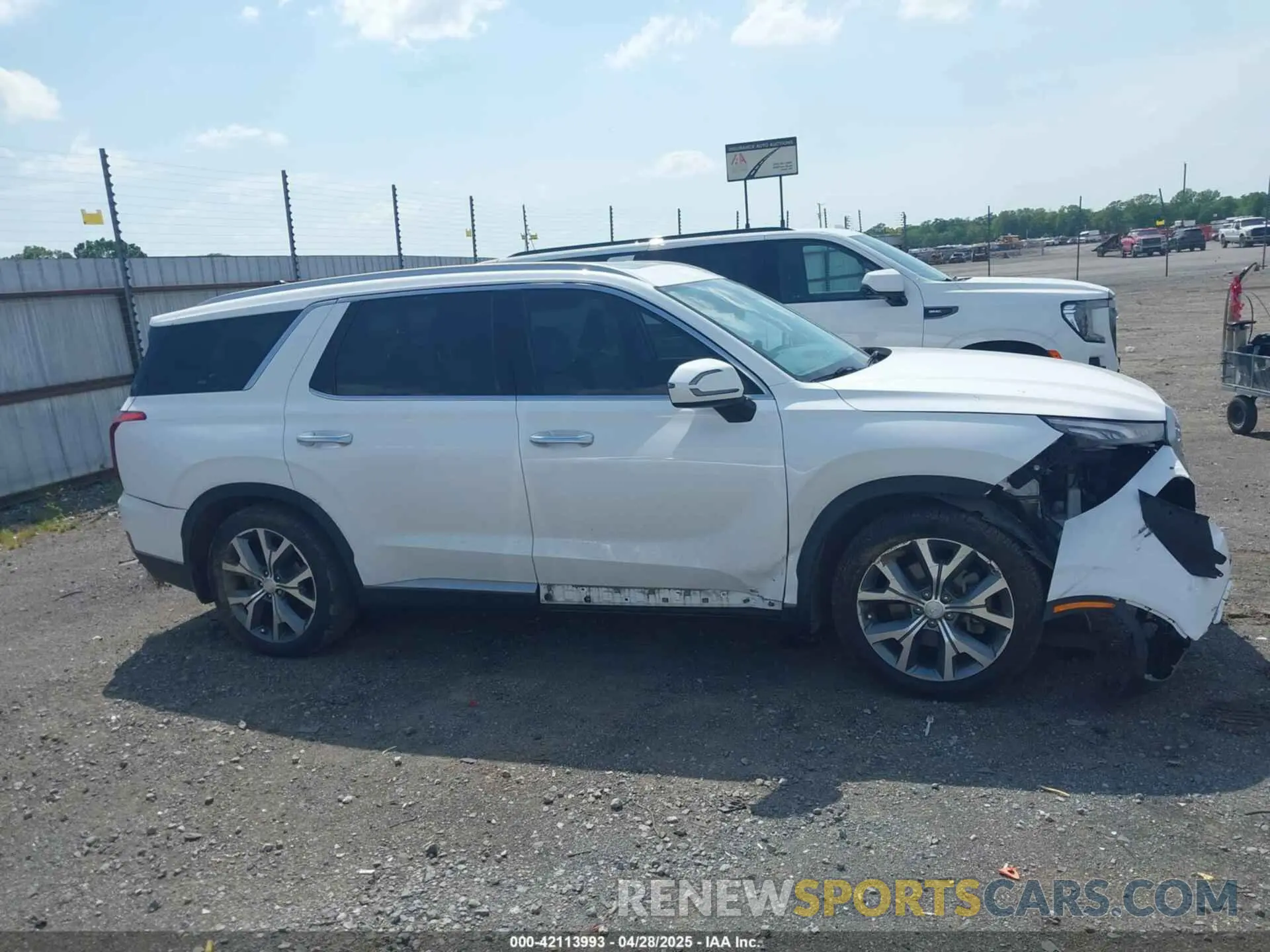 14 Photograph of a damaged car KM8R44HE1MU208515 HYUNDAI PALISADE 2021