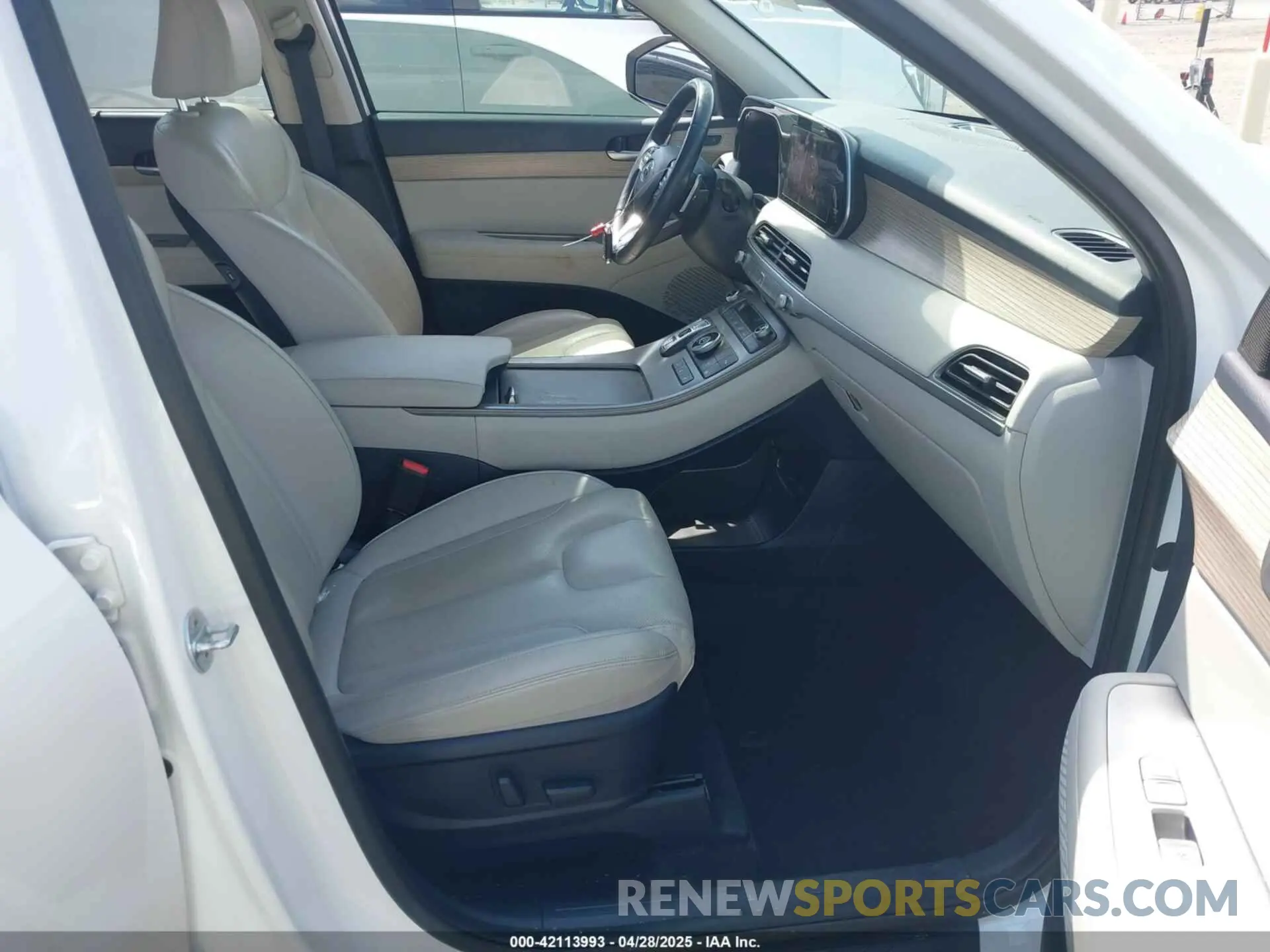 5 Photograph of a damaged car KM8R44HE1MU208515 HYUNDAI PALISADE 2021