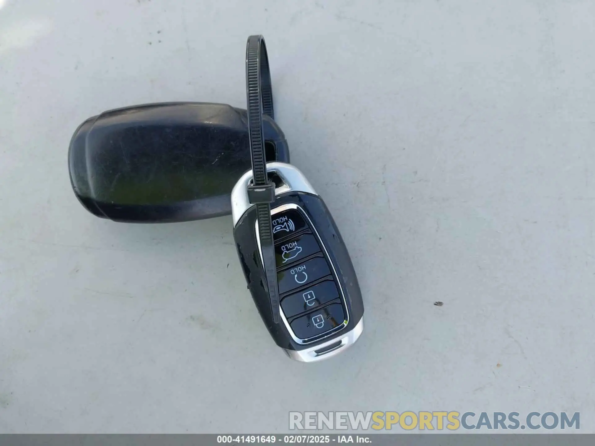 11 Photograph of a damaged car KM8R44HE1MU235276 HYUNDAI PALISADE 2021