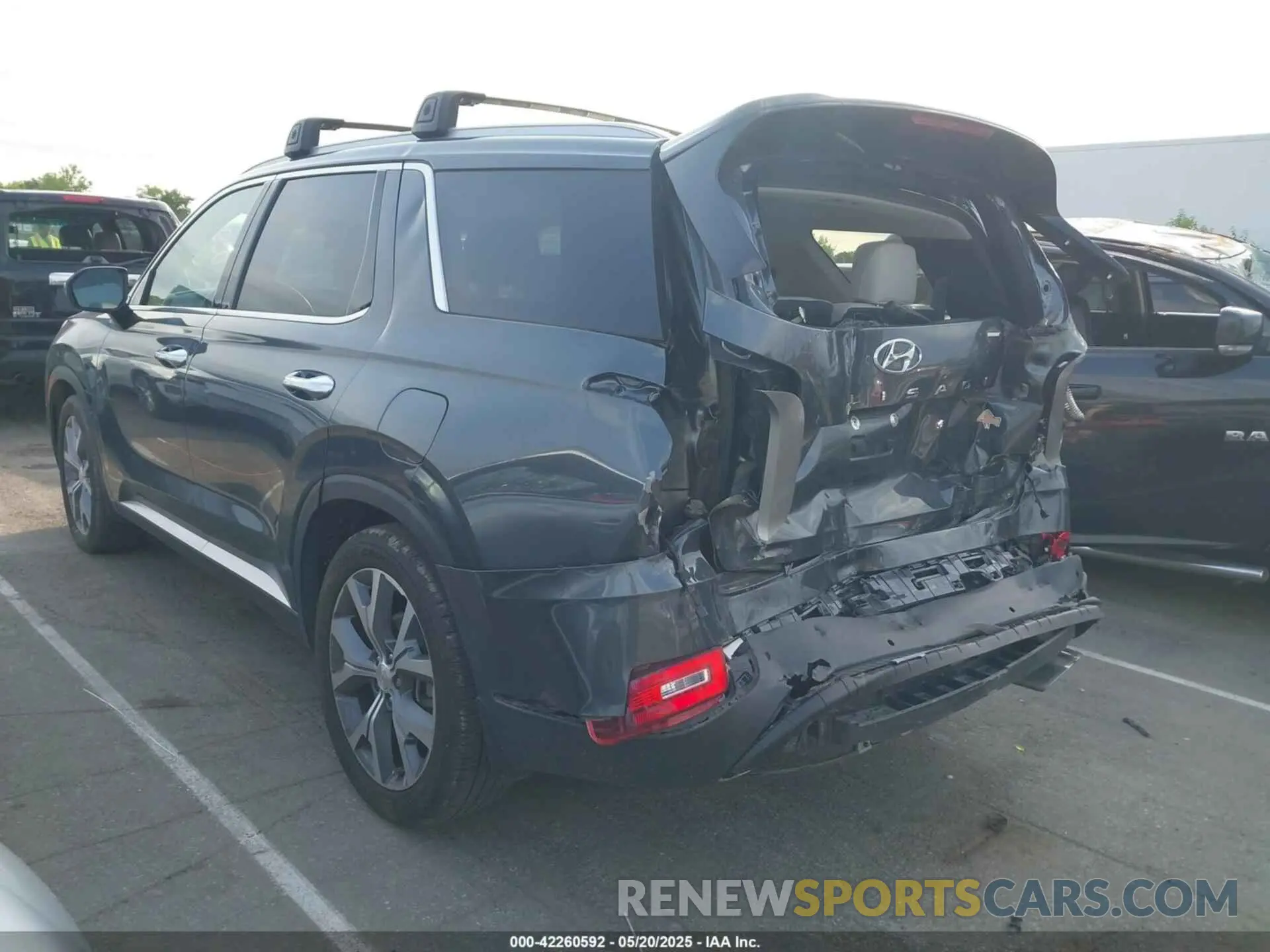 3 Photograph of a damaged car KM8R44HE5MU238309 HYUNDAI PALISADE 2021