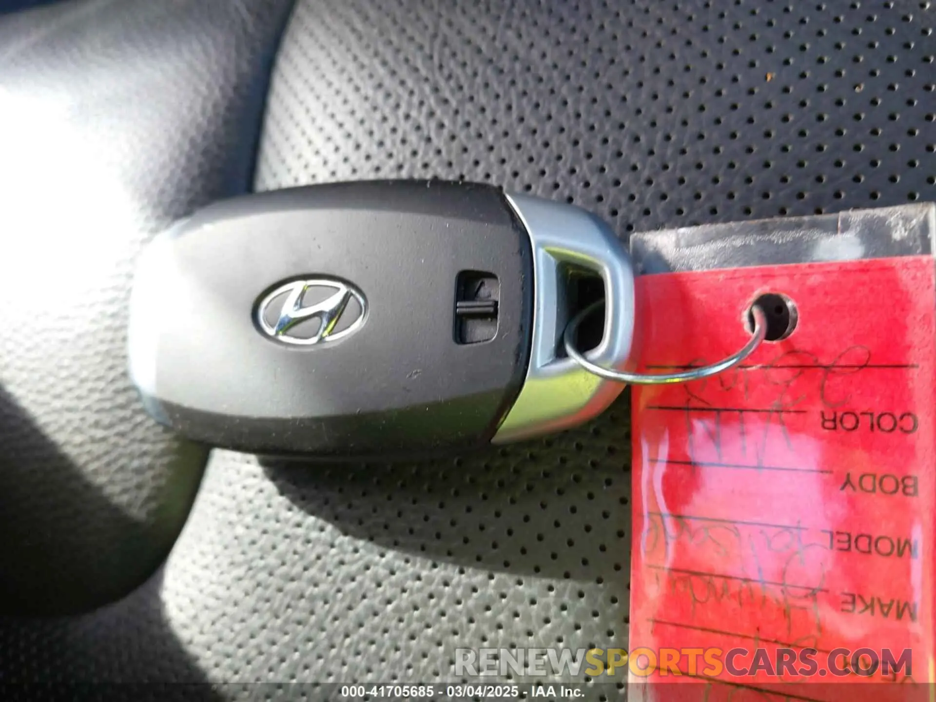 11 Photograph of a damaged car KM8R44HE8MU302360 HYUNDAI PALISADE 2021