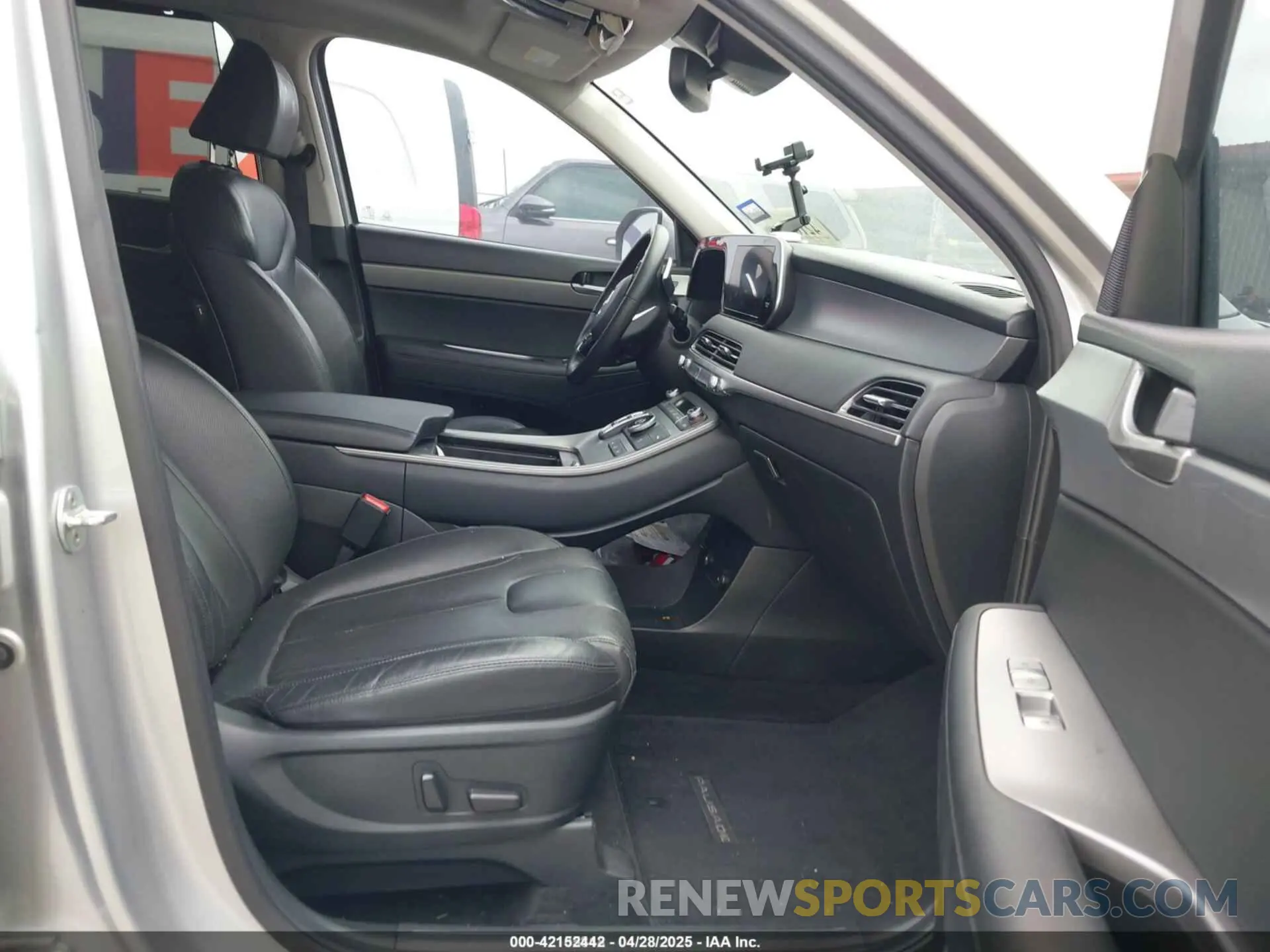 5 Photograph of a damaged car KM8R44HE9MU305235 HYUNDAI PALISADE 2021