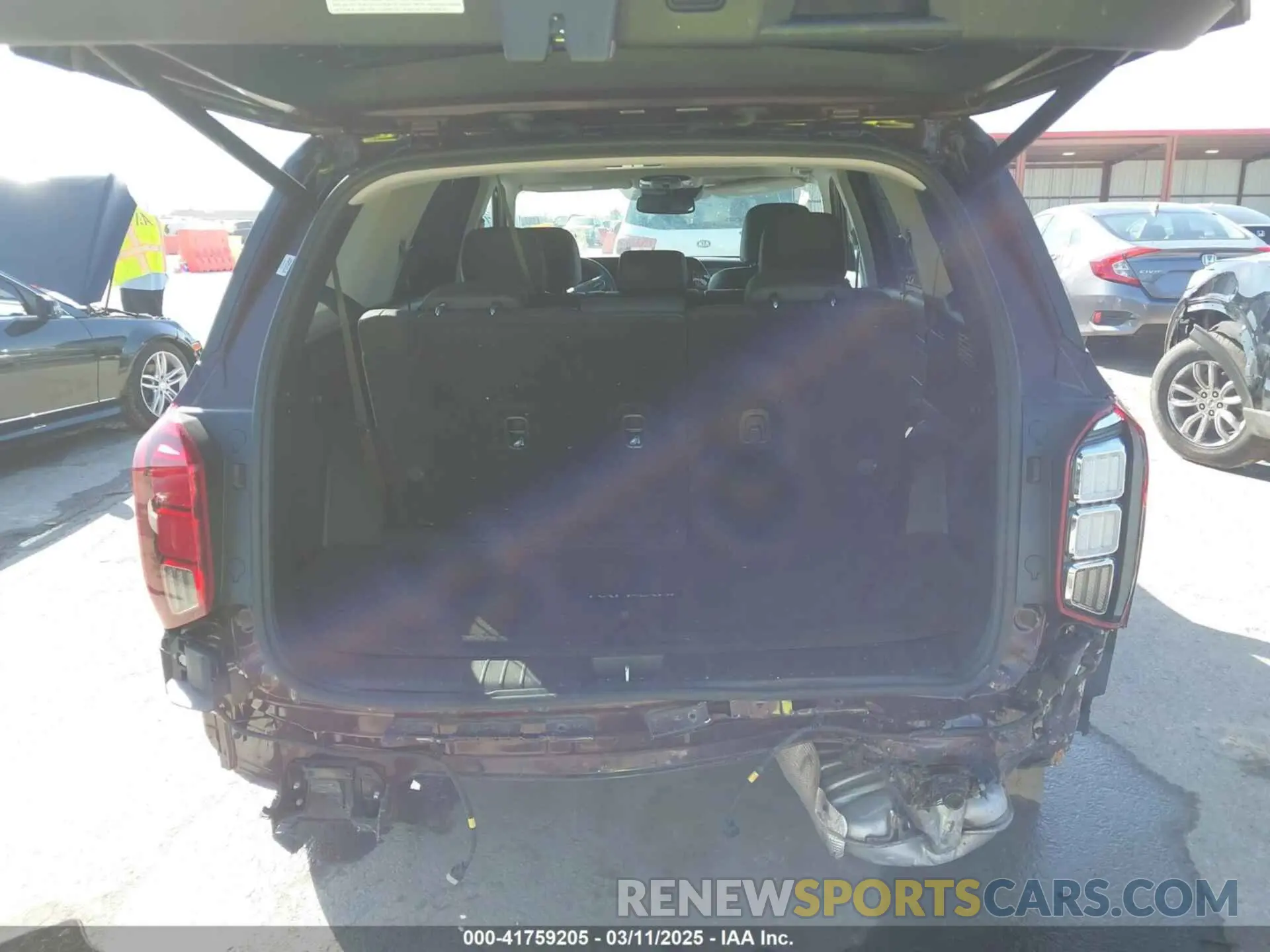 19 Photograph of a damaged car KM8R4DHE6MU179464 HYUNDAI PALISADE 2021