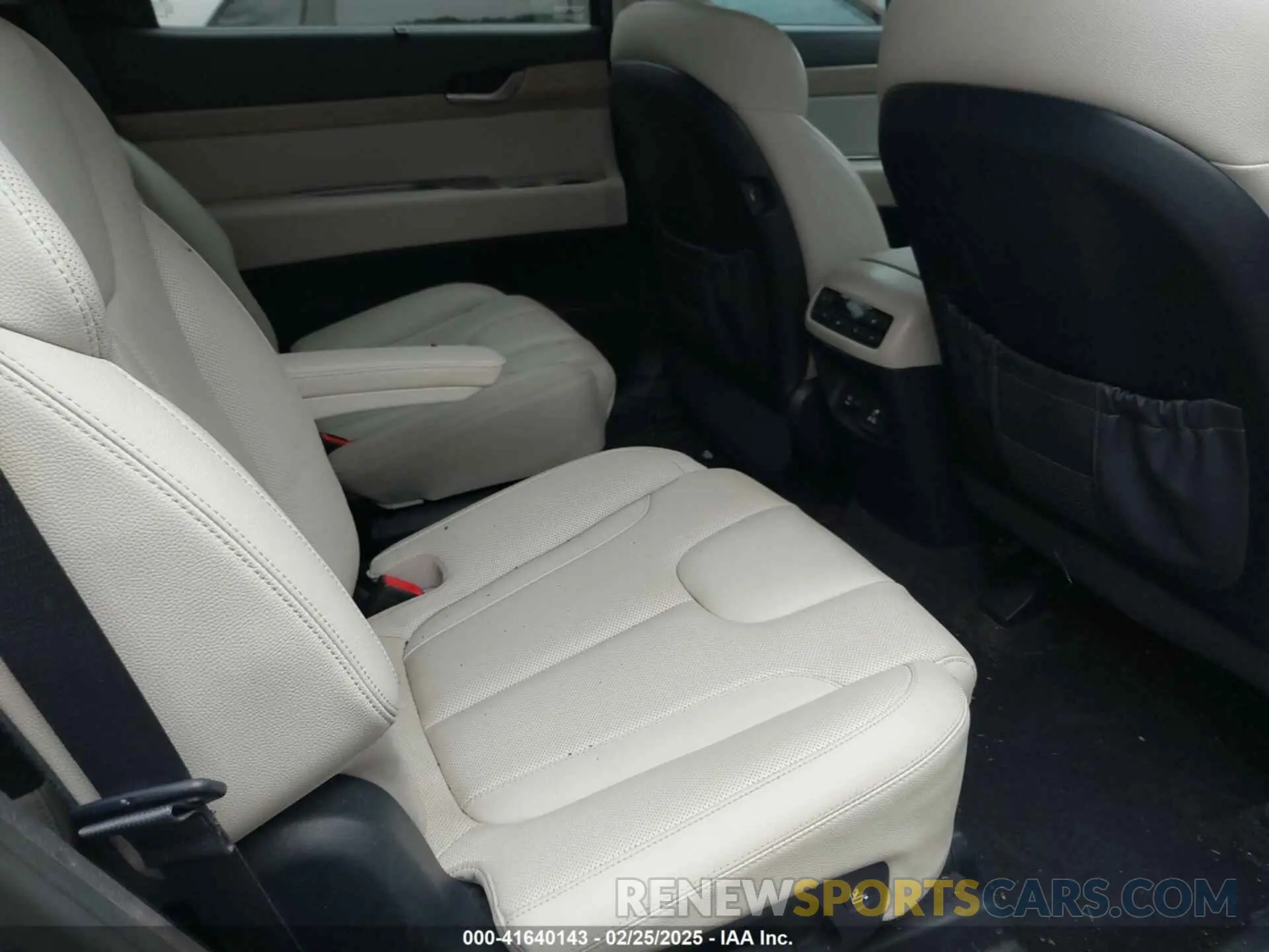 8 Photograph of a damaged car KM8R4DHEXMU231775 HYUNDAI PALISADE 2021