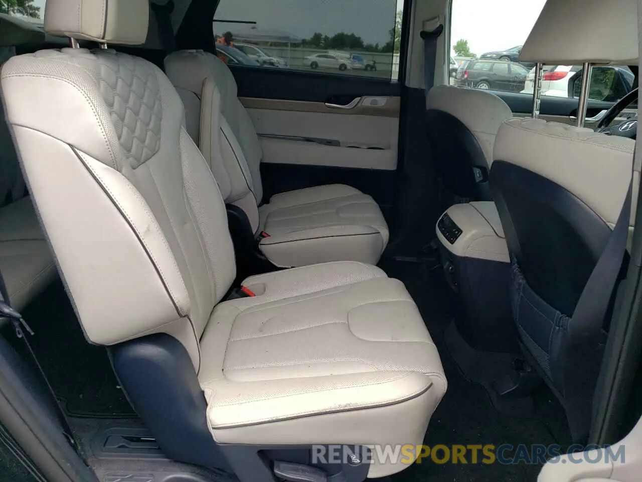 11 Photograph of a damaged car KM8R54HE0MU225223 HYUNDAI PALISADE 2021