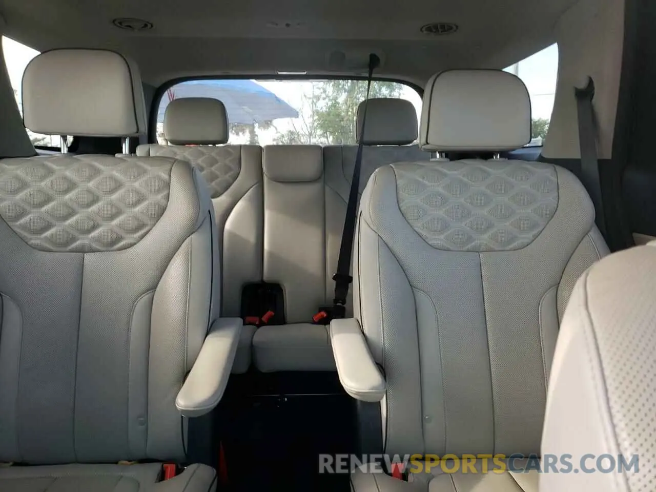 10 Photograph of a damaged car KM8R54HE6MU193619 HYUNDAI PALISADE 2021