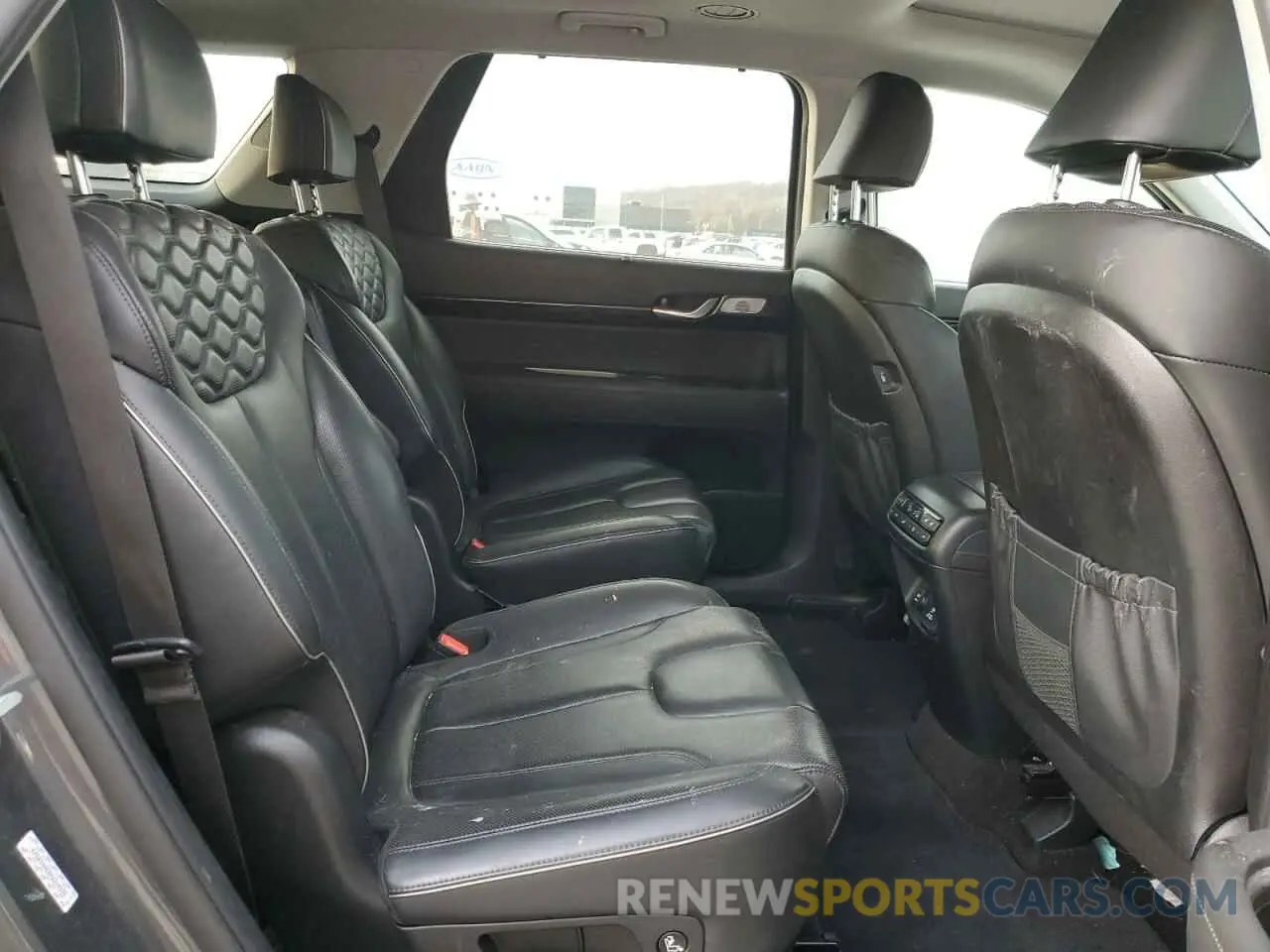 11 Photograph of a damaged car KM8R54HE8MU214535 HYUNDAI PALISADE 2021