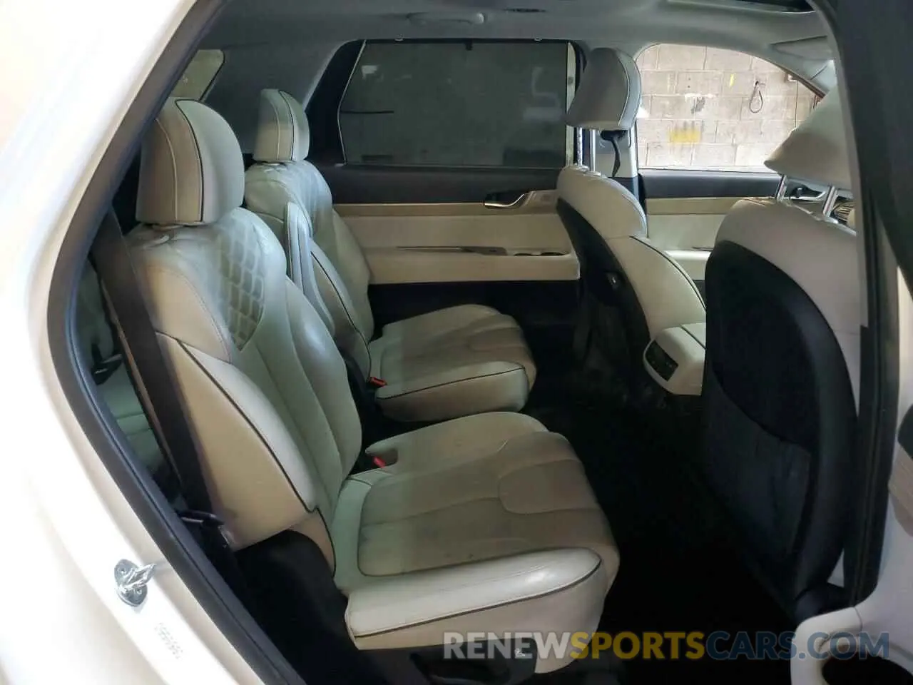 11 Photograph of a damaged car KM8R5DHE0MU305394 HYUNDAI PALISADE 2021