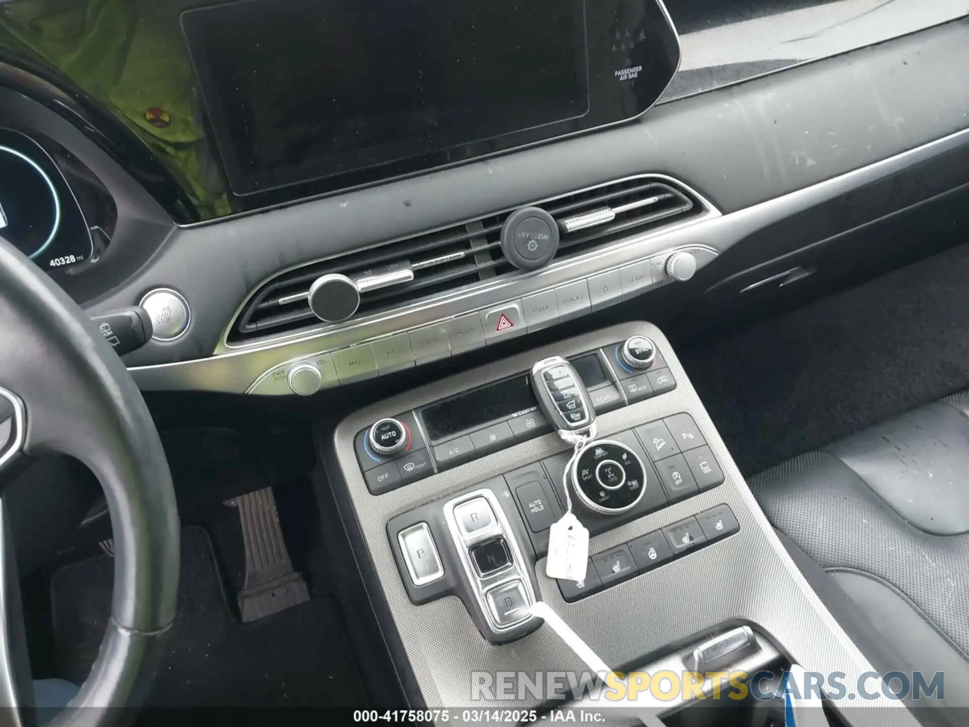11 Photograph of a damaged car KM8R5DHE2MU212263 HYUNDAI PALISADE 2021