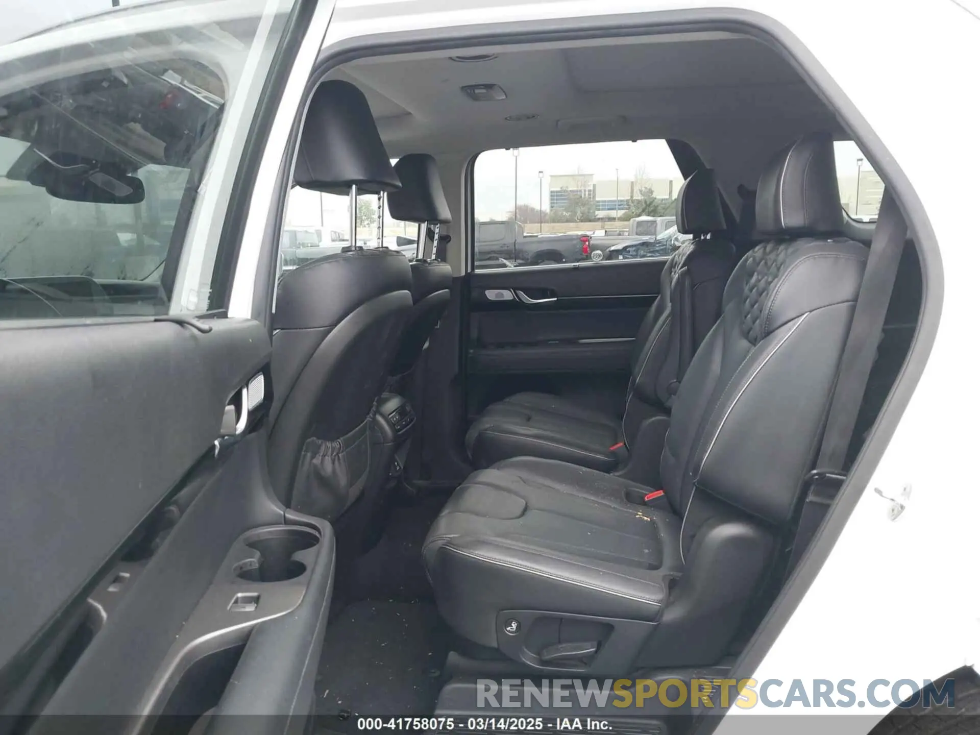 8 Photograph of a damaged car KM8R5DHE2MU212263 HYUNDAI PALISADE 2021