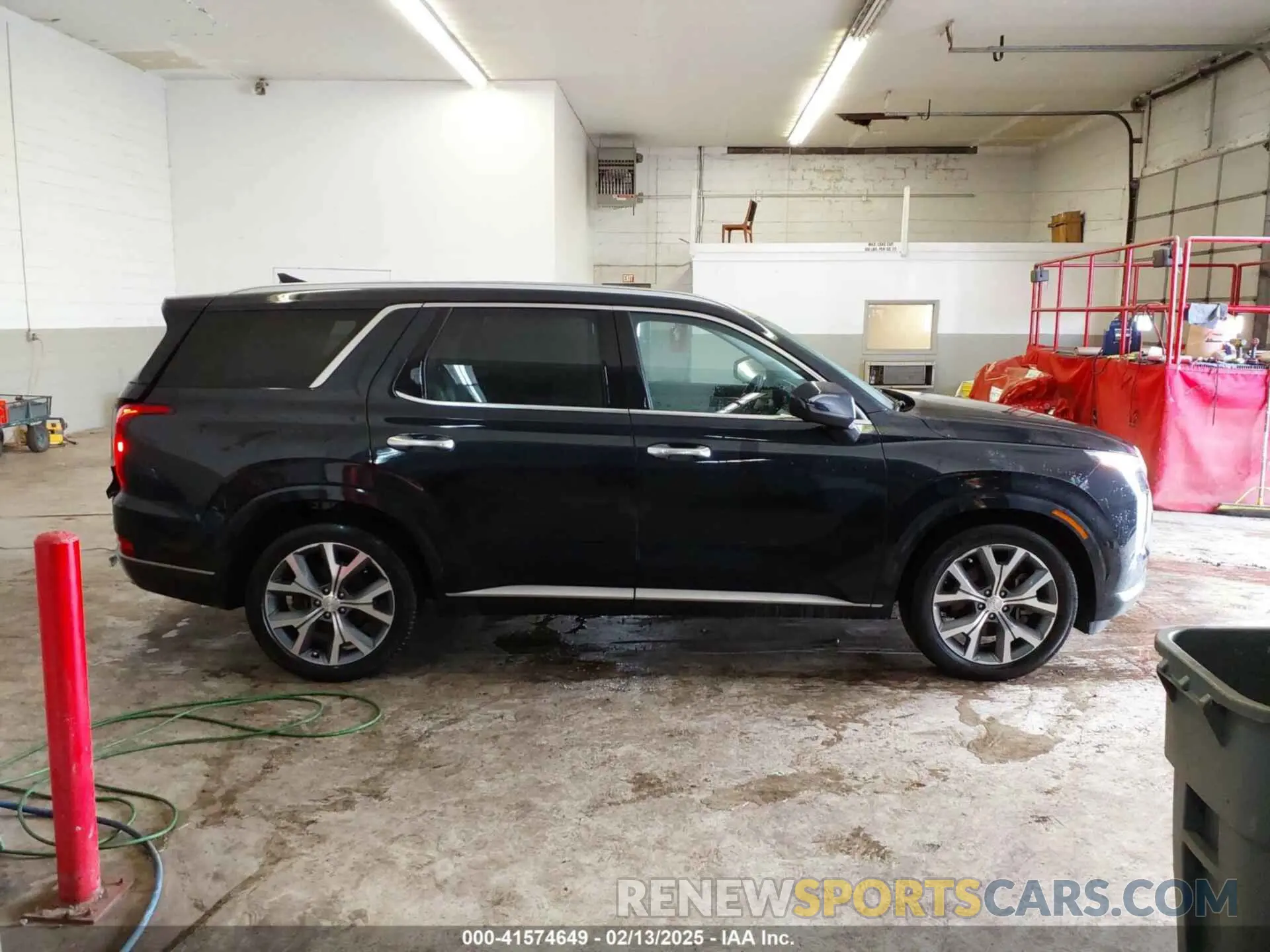 13 Photograph of a damaged car KM8R5DHE3MU197952 HYUNDAI PALISADE 2021