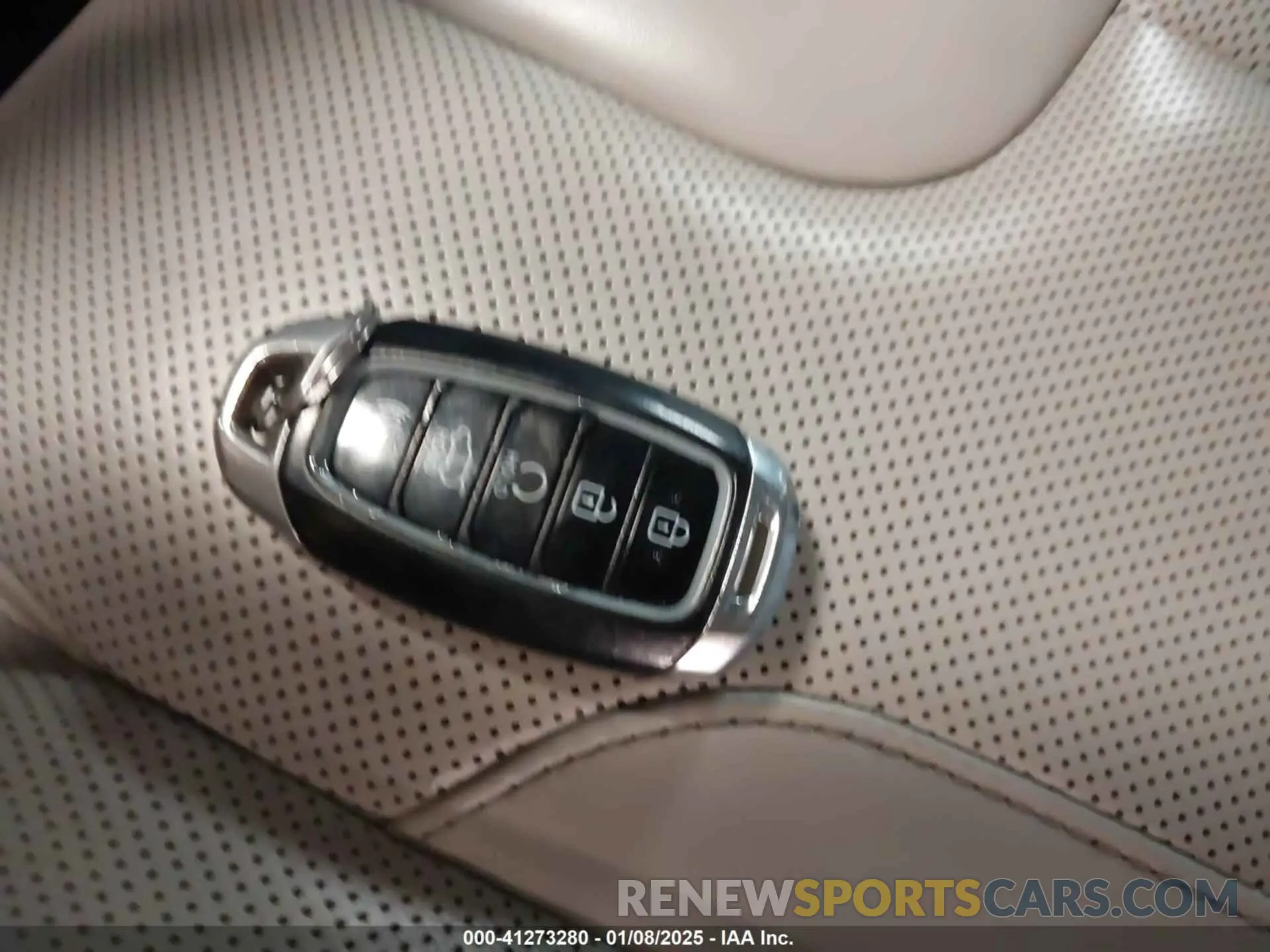 11 Photograph of a damaged car KM8R5DHE4MU205007 HYUNDAI PALISADE 2021
