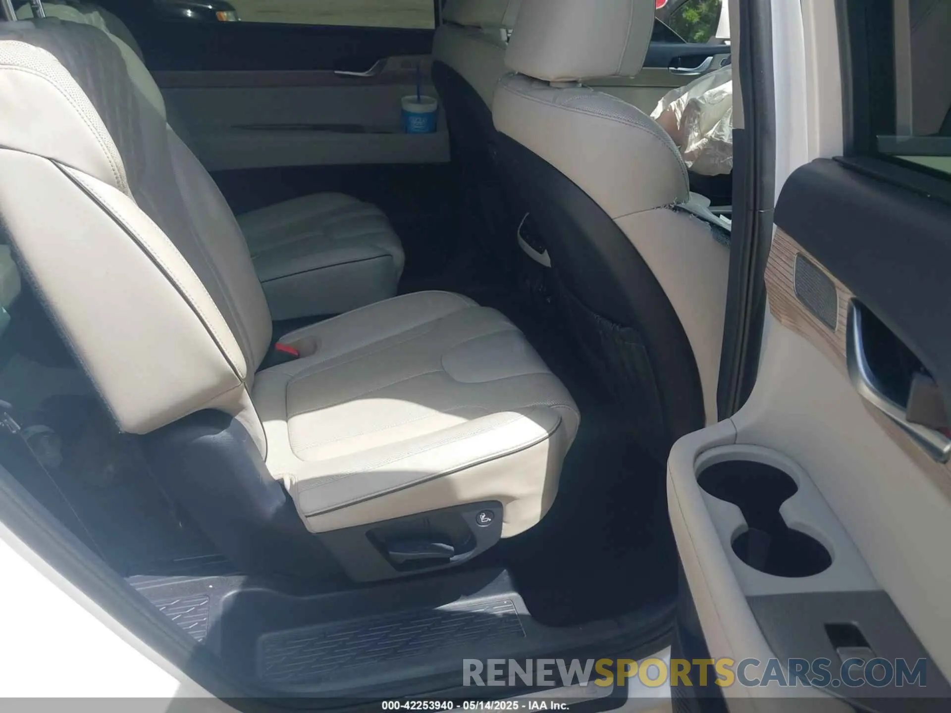 8 Photograph of a damaged car KM8R5DHE6MU309577 HYUNDAI PALISADE 2021