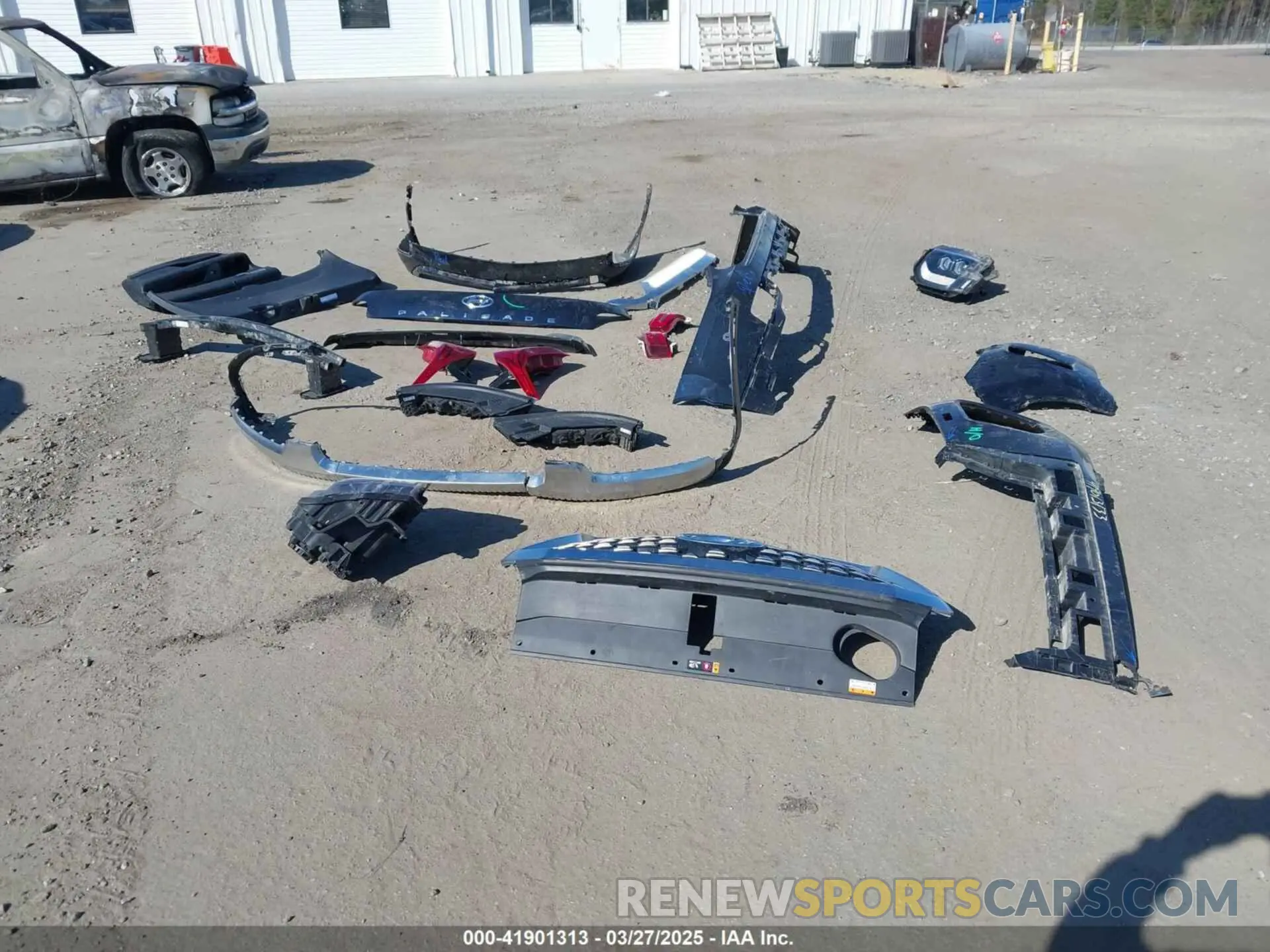 12 Photograph of a damaged car KM8R74HE0MU260323 HYUNDAI PALISADE 2021
