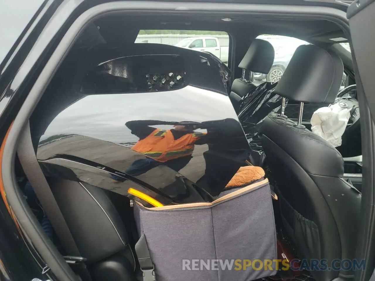 11 Photograph of a damaged car KM8R7DHE5MU245218 HYUNDAI PALISADE 2021
