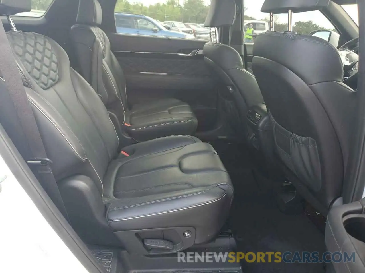 11 Photograph of a damaged car KM8R7DHE8MU318937 HYUNDAI PALISADE 2021
