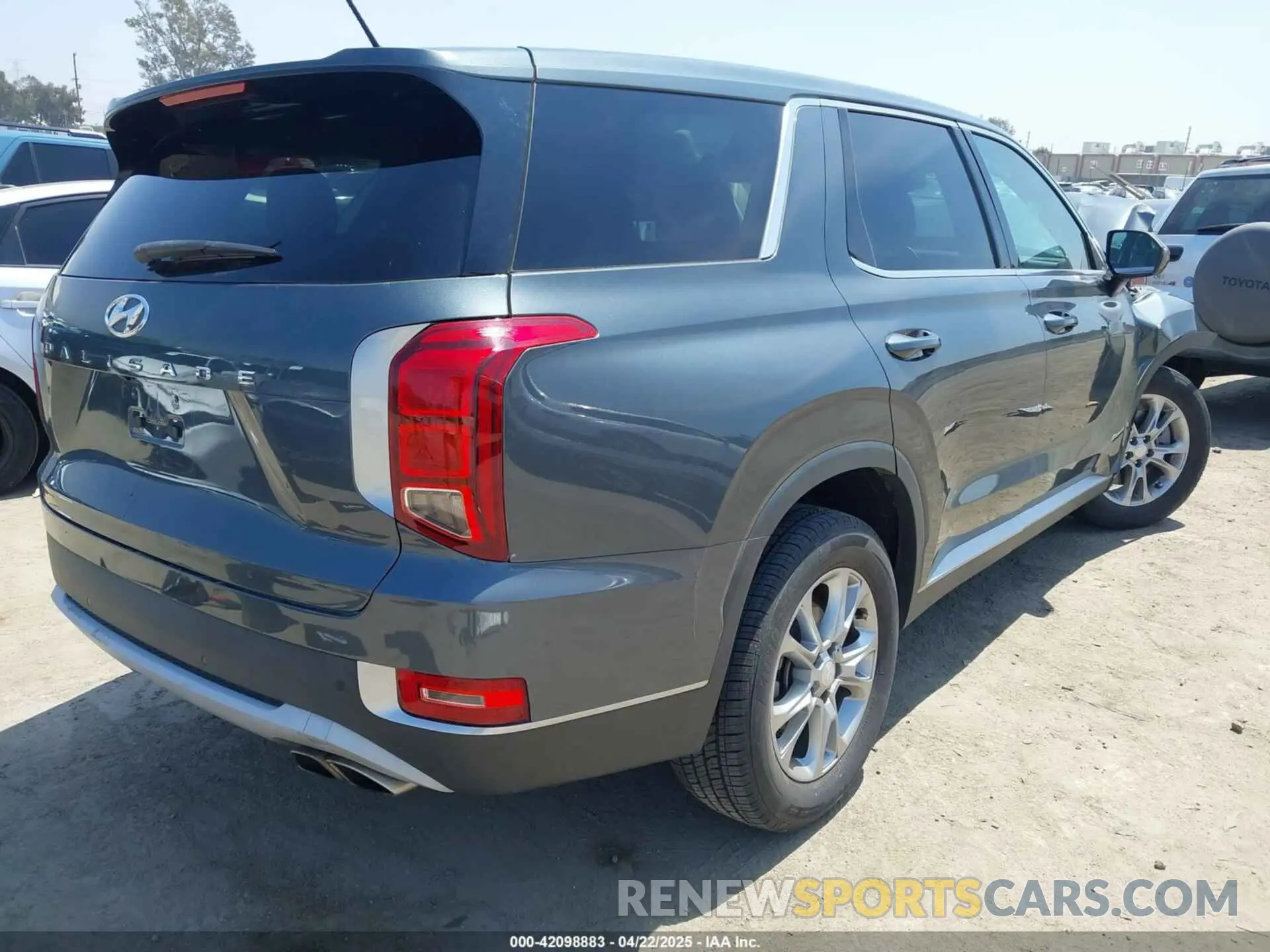 4 Photograph of a damaged car KM8R14HE2NU483403 HYUNDAI PALISADE 2022