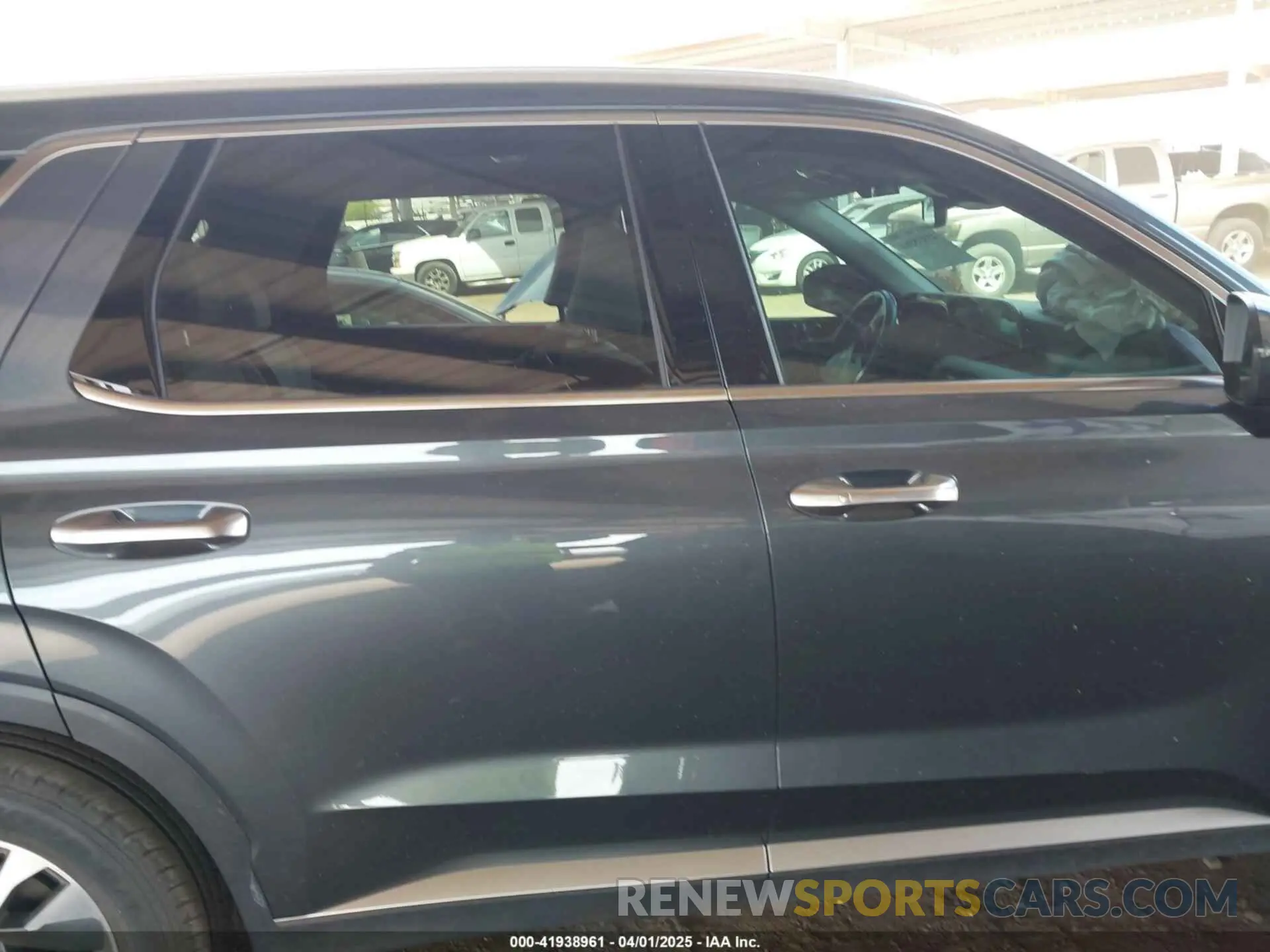 13 Photograph of a damaged car KM8R24HE6NU358742 HYUNDAI PALISADE 2022