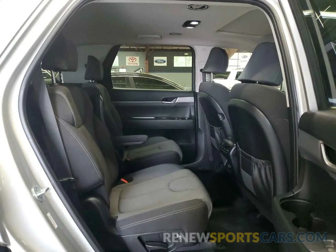 11 Photograph of a damaged car KM8R24HE6NU404781 HYUNDAI PALISADE 2022