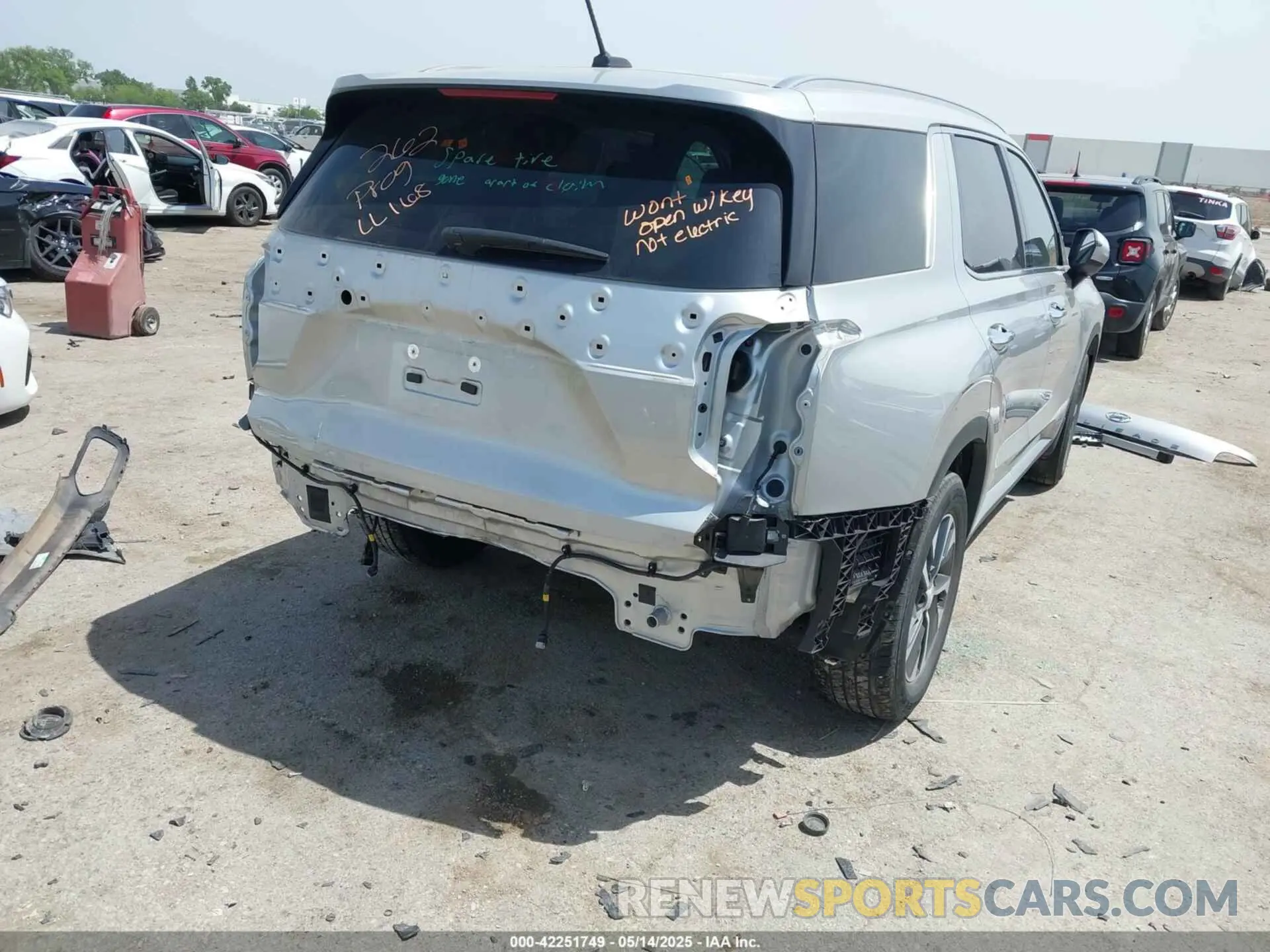 4 Photograph of a damaged car KM8R24HE9NU347959 HYUNDAI PALISADE 2022