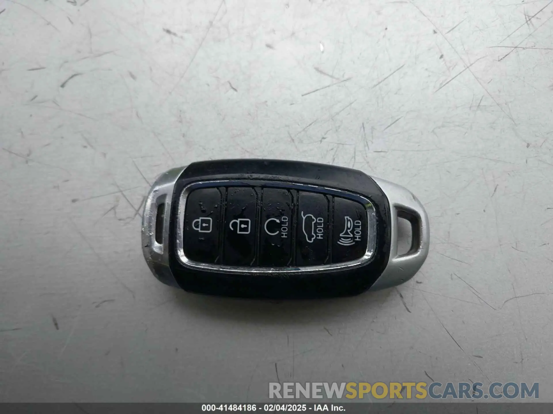 11 Photograph of a damaged car KM8R34HE8NU402642 HYUNDAI PALISADE 2022