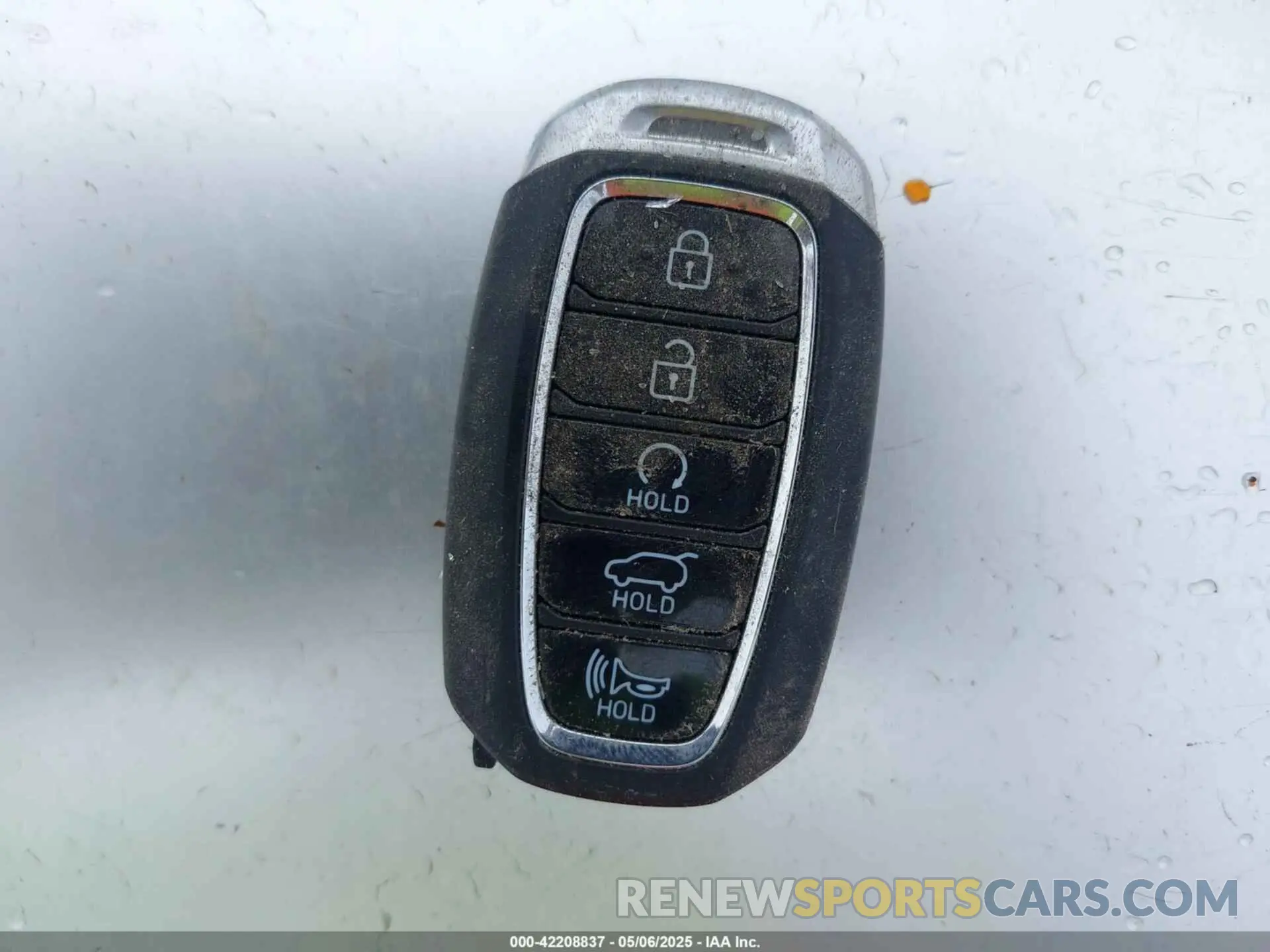 11 Photograph of a damaged car KM8R3DHE6NU379149 HYUNDAI PALISADE 2022