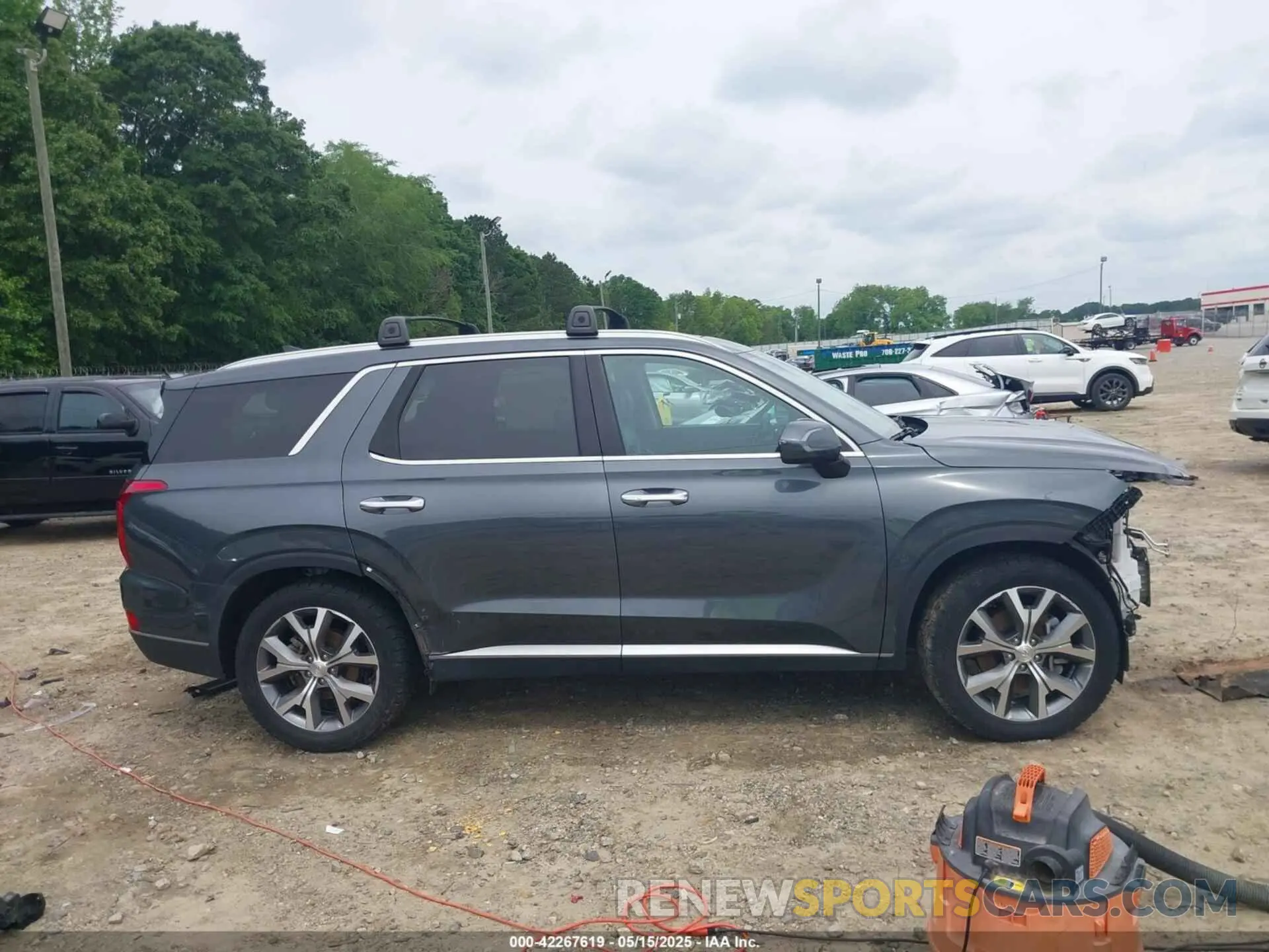 14 Photograph of a damaged car KM8R44HE1NU408585 HYUNDAI PALISADE 2022