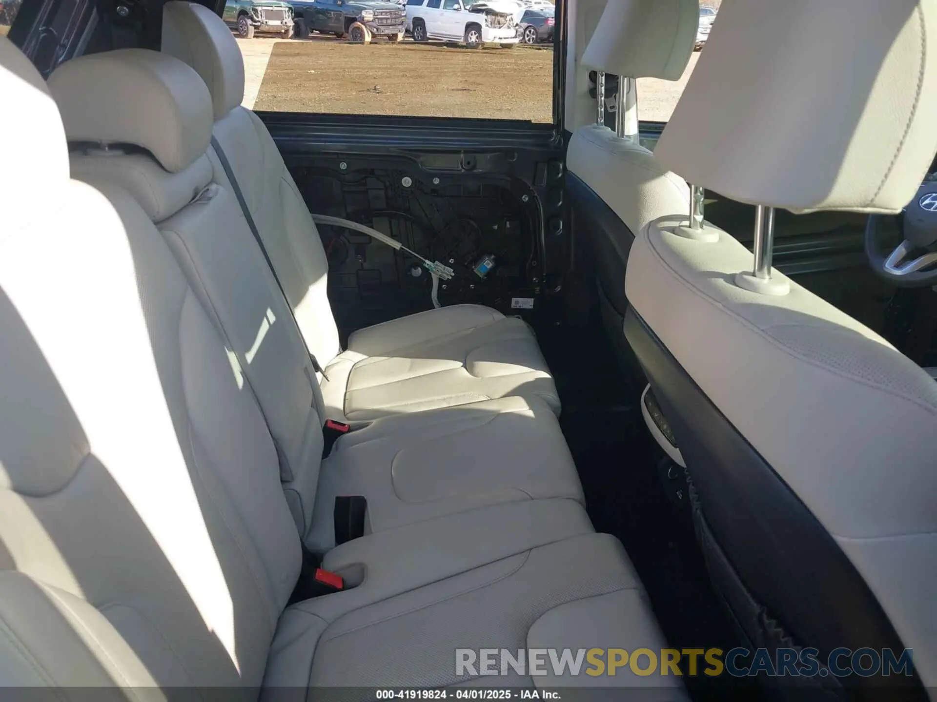 8 Photograph of a damaged car KM8R44HE3NU418521 HYUNDAI PALISADE 2022