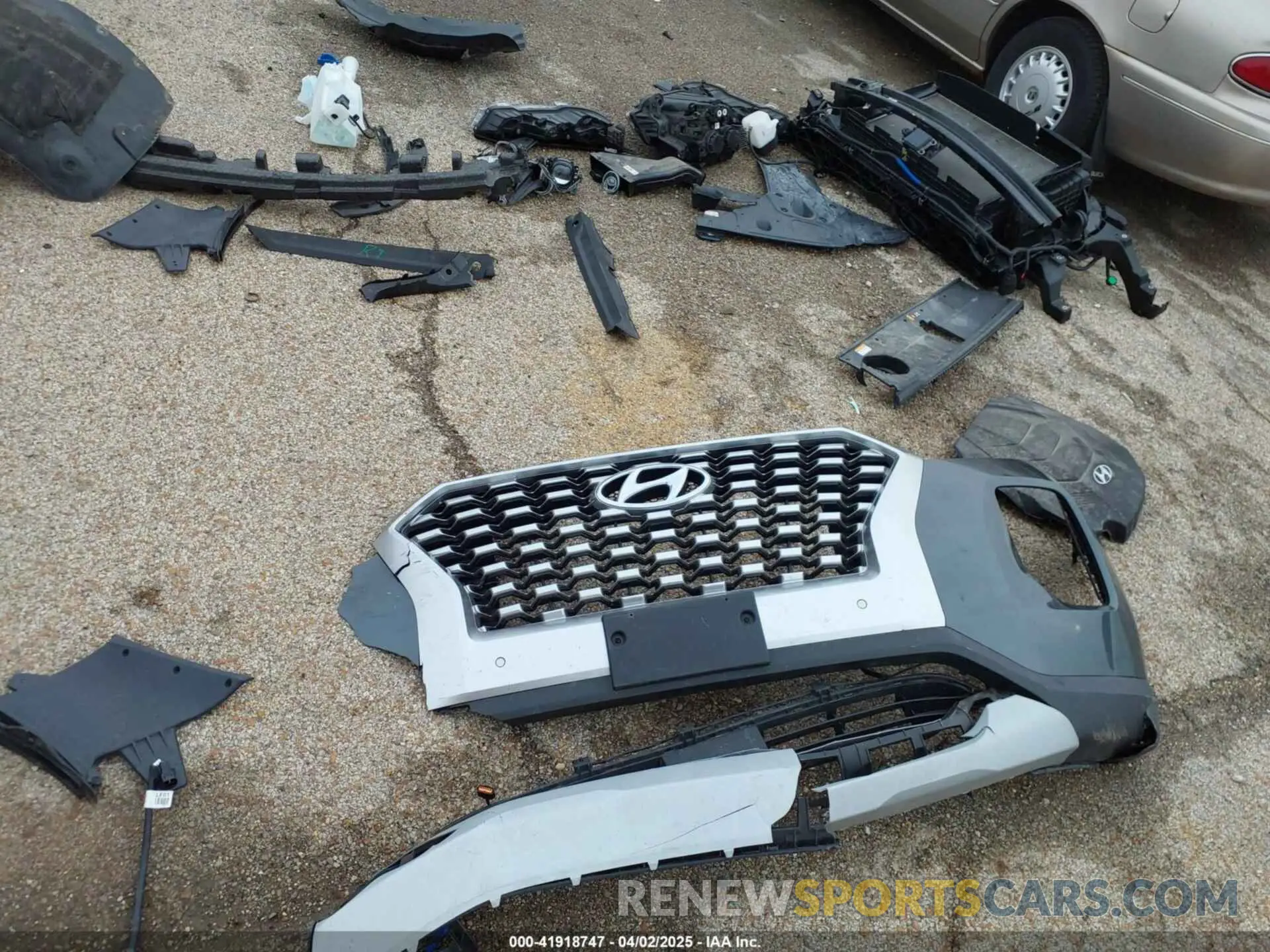 12 Photograph of a damaged car KM8R4DHE2NU460534 HYUNDAI PALISADE 2022