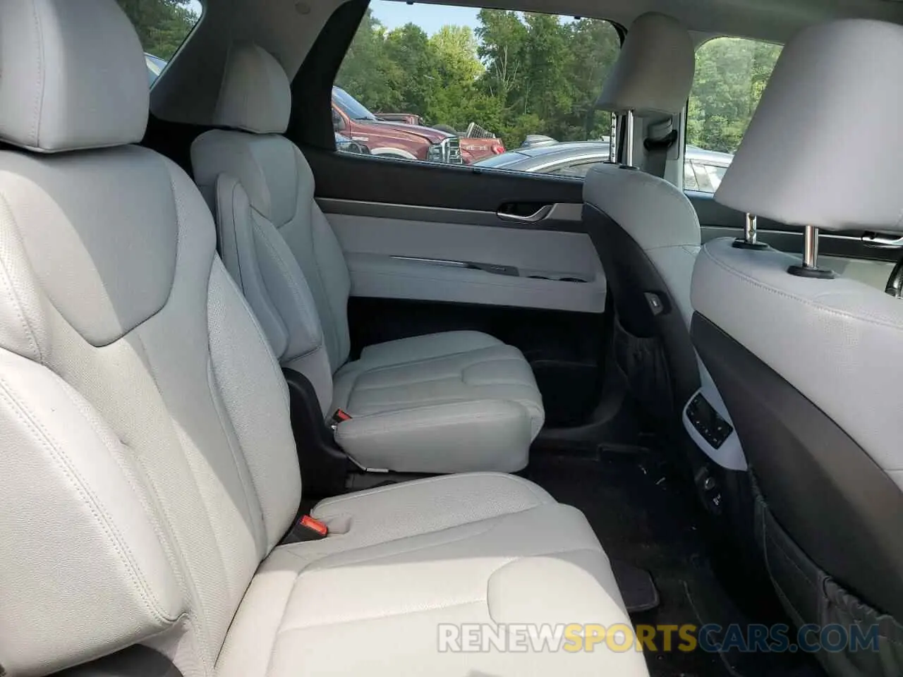 11 Photograph of a damaged car KM8R4DHE5NU399762 HYUNDAI PALISADE 2022