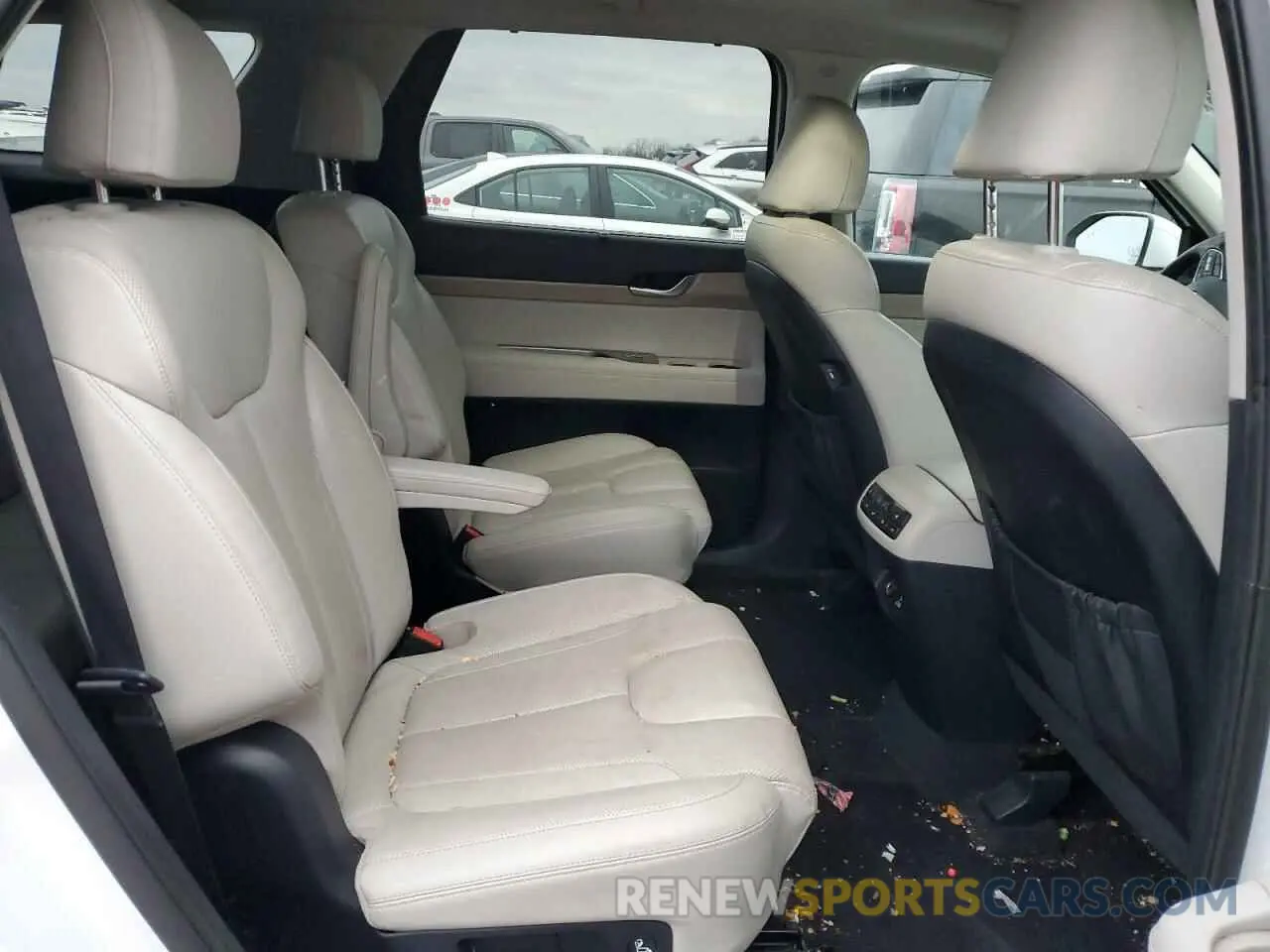 11 Photograph of a damaged car KM8R4DHE7NU342866 HYUNDAI PALISADE 2022