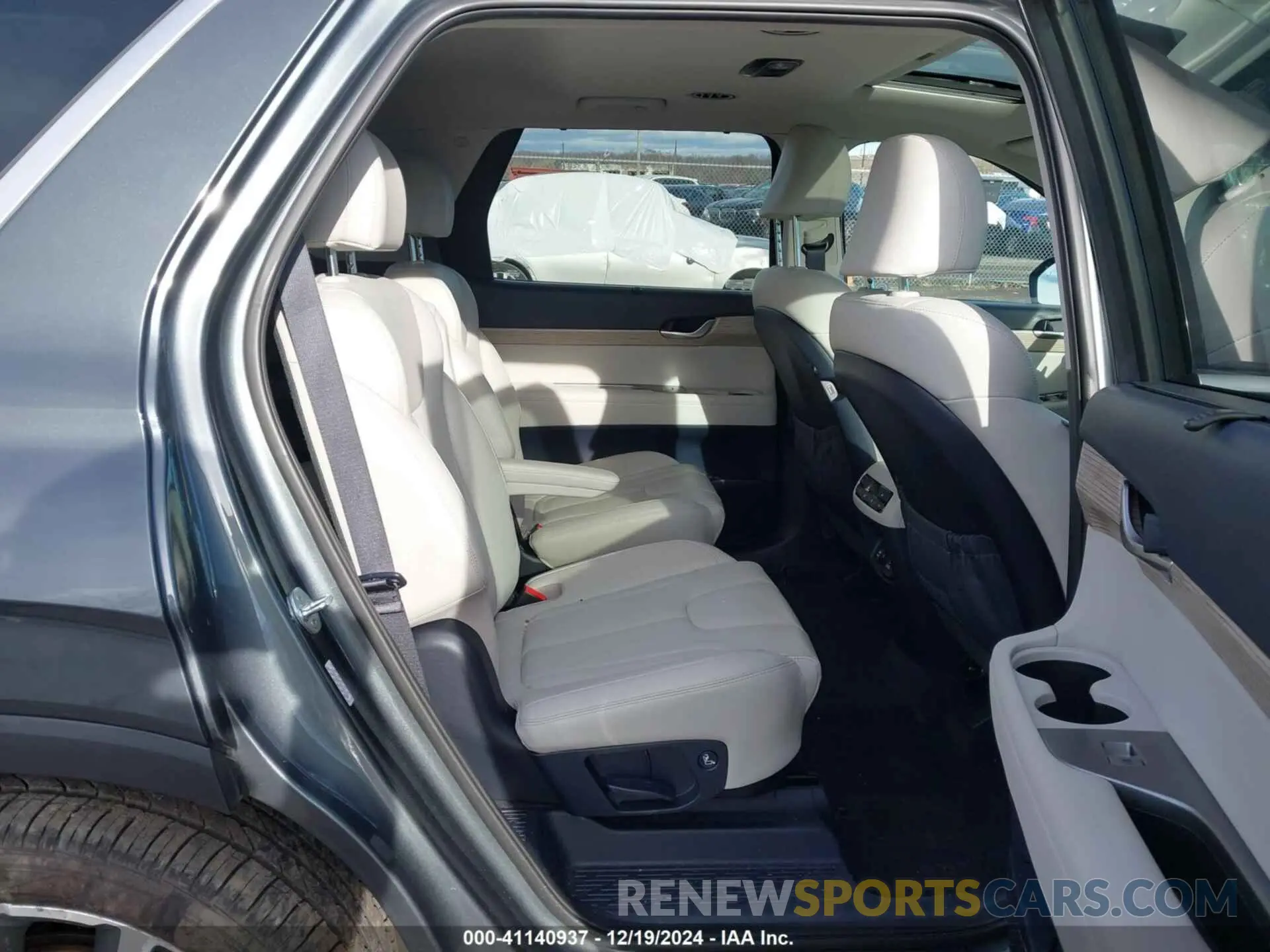 8 Photograph of a damaged car KM8R4DHE7NU481346 HYUNDAI PALISADE 2022