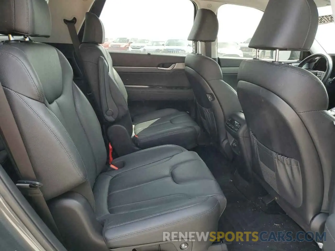 11 Photograph of a damaged car KM8R4DHE9NU460515 HYUNDAI PALISADE 2022