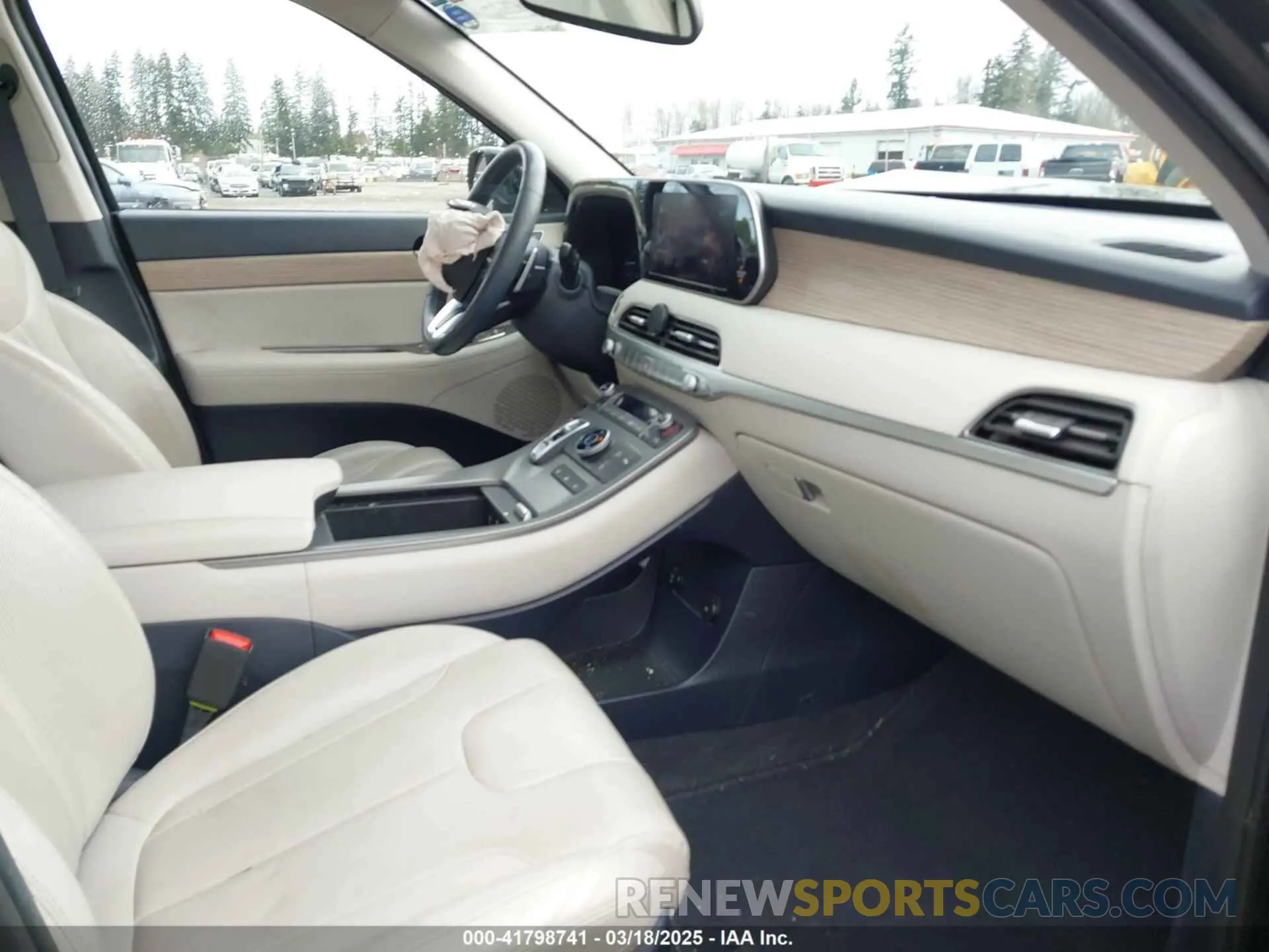 5 Photograph of a damaged car KM8R4DHE9NU478156 HYUNDAI PALISADE 2022