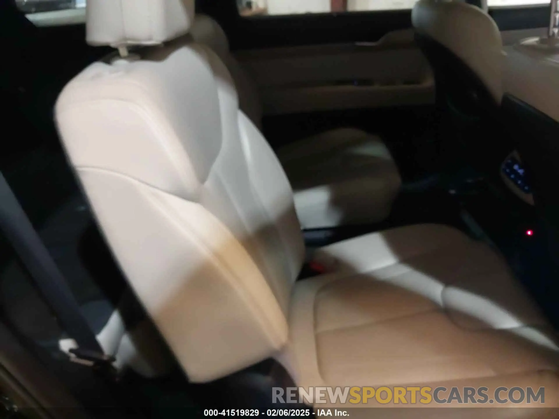 8 Photograph of a damaged car KM8R4DHEXNU478098 HYUNDAI PALISADE 2022