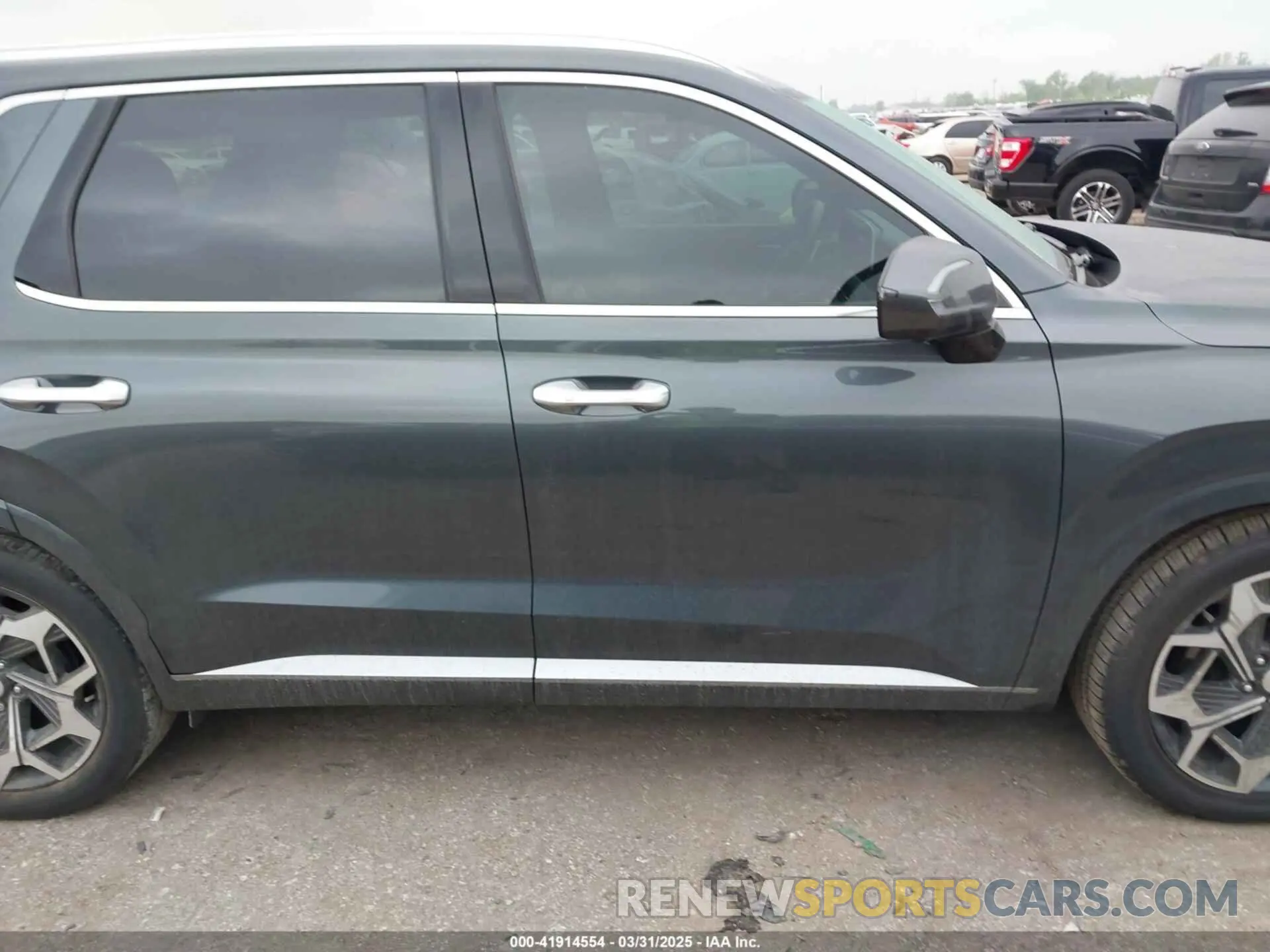 14 Photograph of a damaged car KM8R74HE1NU401191 HYUNDAI PALISADE 2022