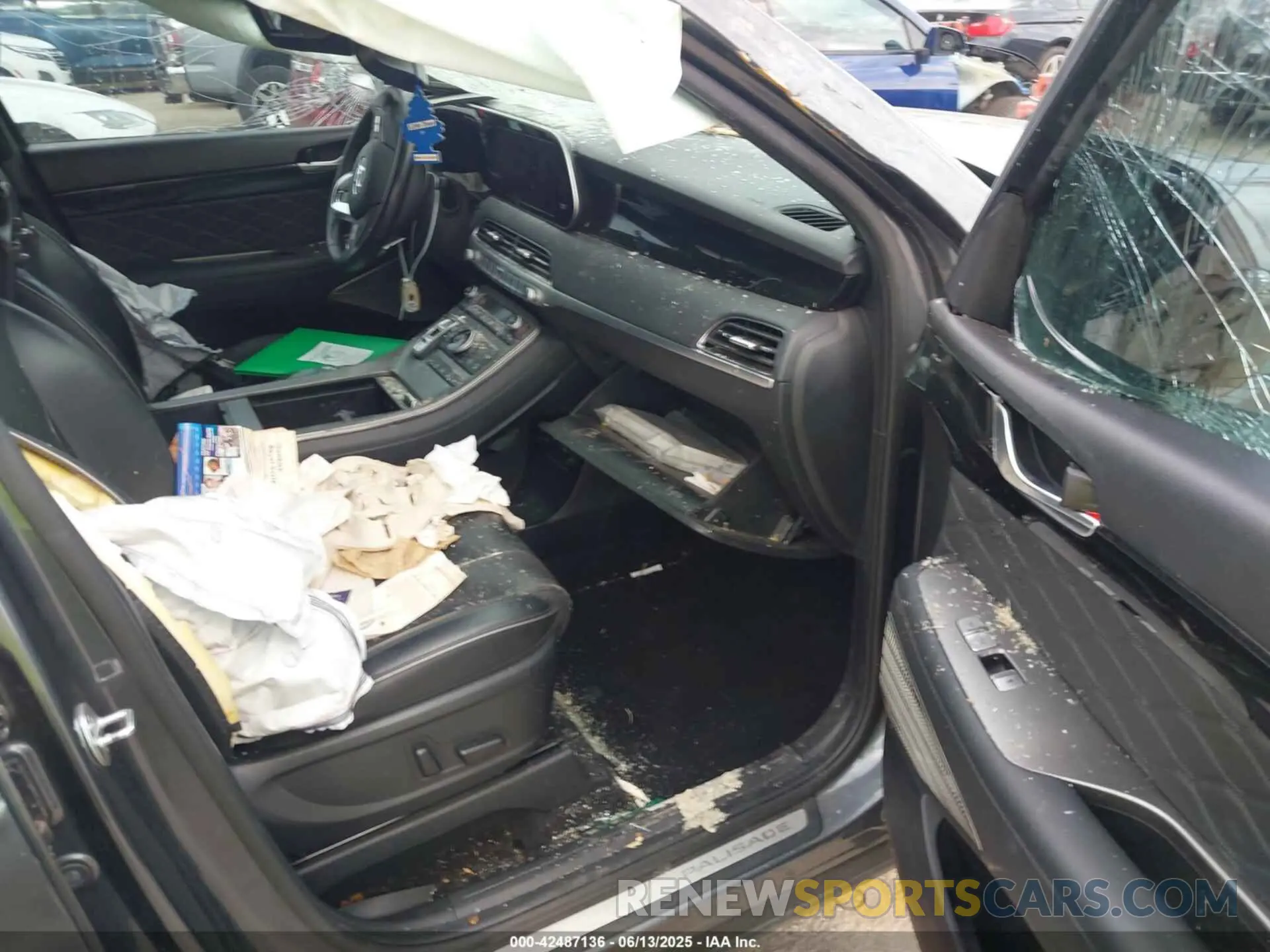 5 Photograph of a damaged car KM8R74HE4NU367604 HYUNDAI PALISADE 2022