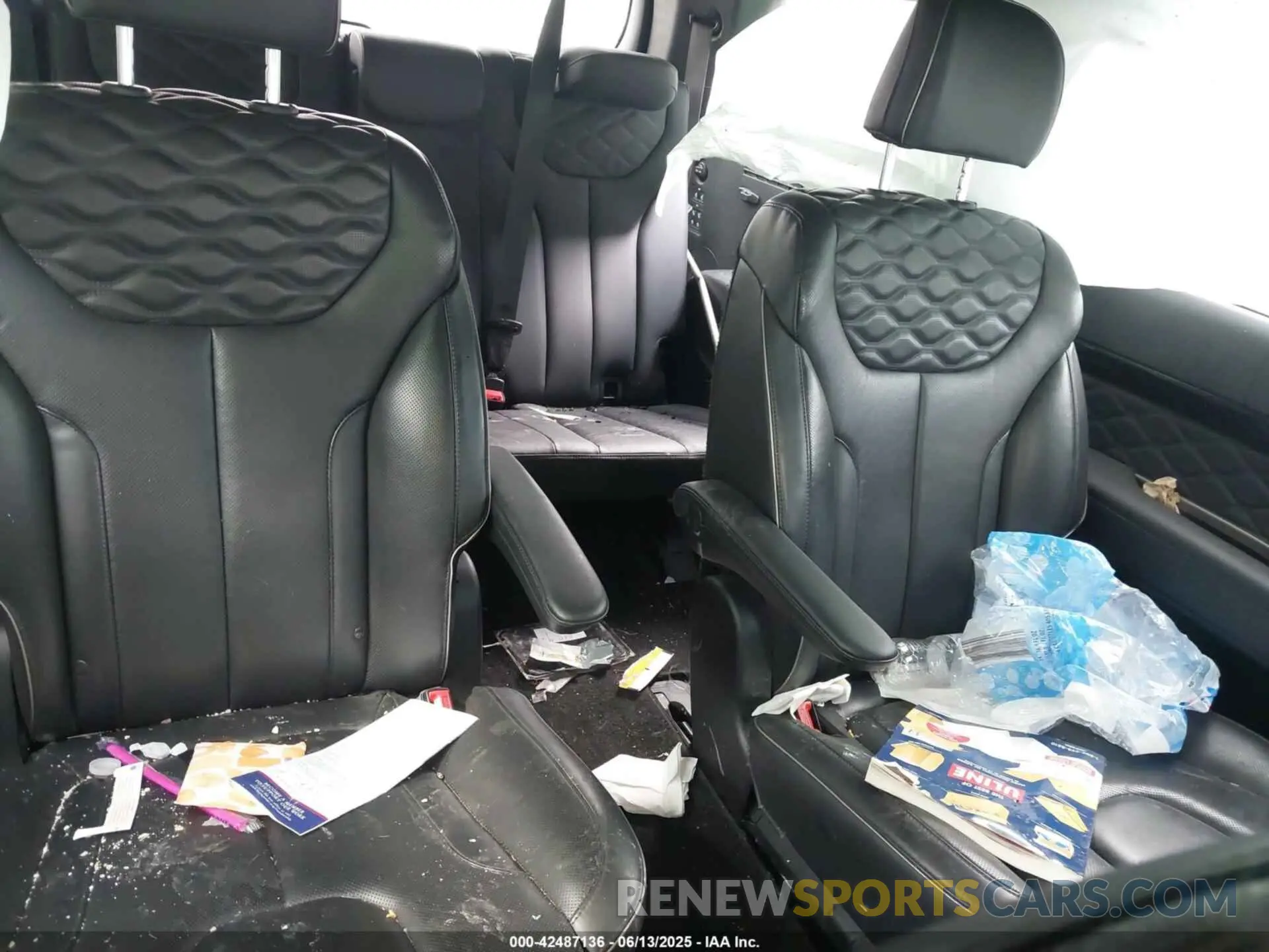8 Photograph of a damaged car KM8R74HE4NU367604 HYUNDAI PALISADE 2022