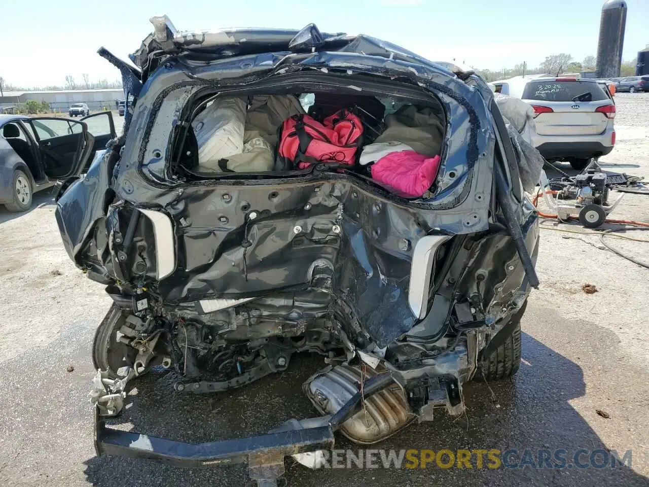 6 Photograph of a damaged car KM8R74HE6NU417063 HYUNDAI PALISADE 2022