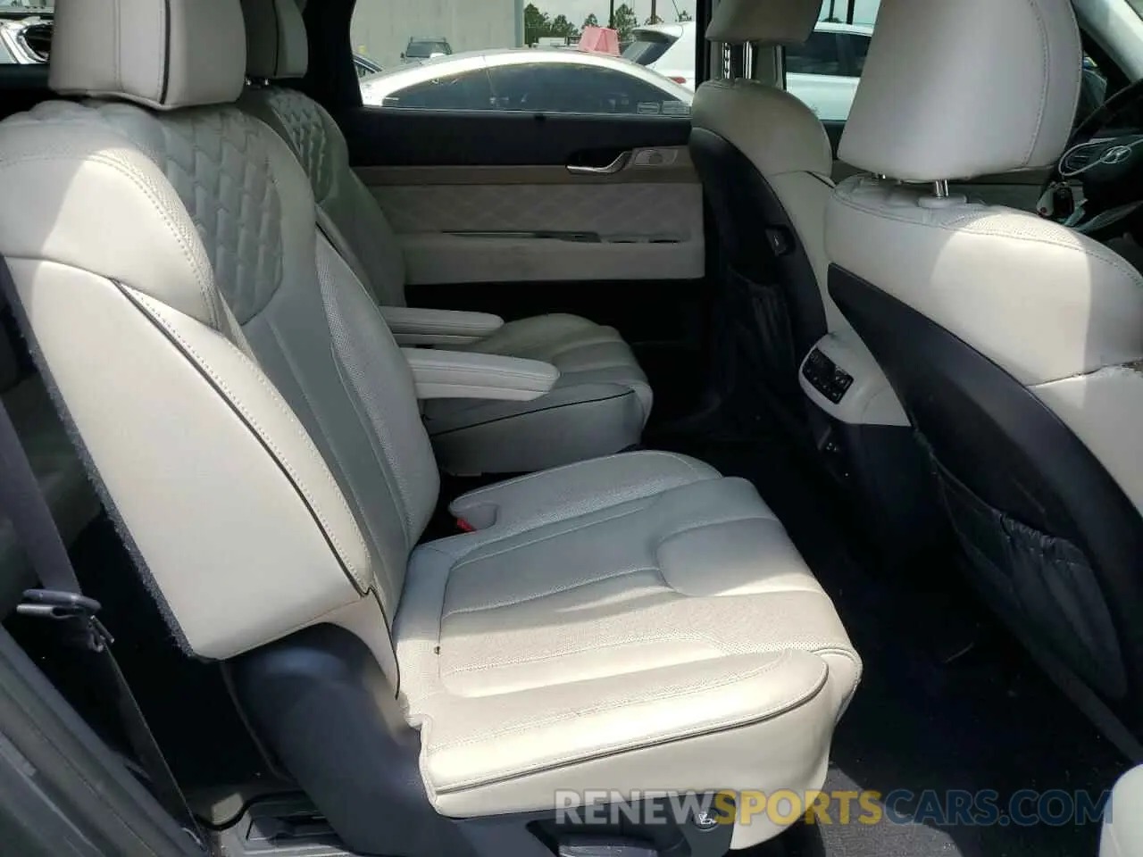 11 Photograph of a damaged car KM8R74HE7NU449391 HYUNDAI PALISADE 2022