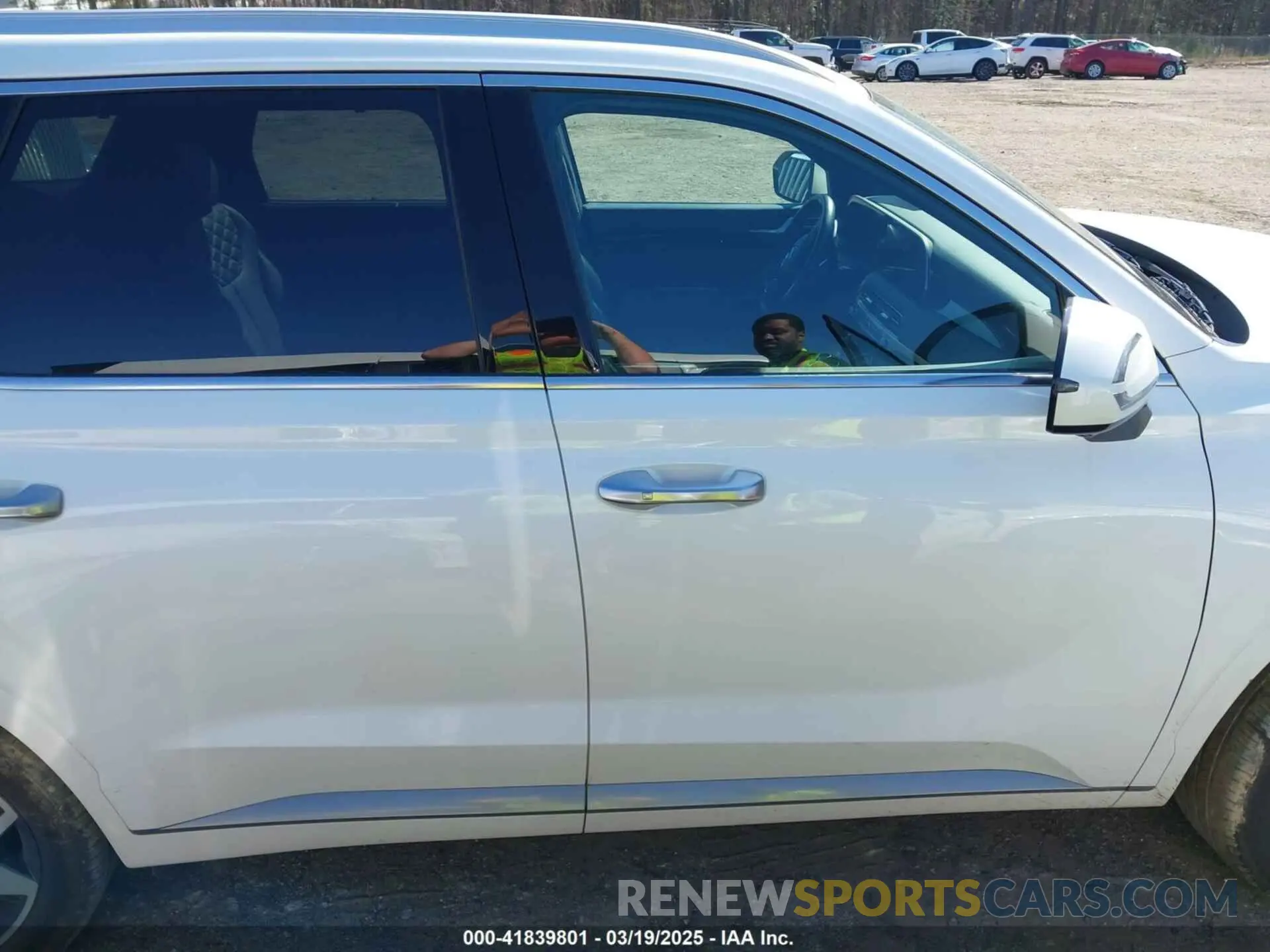 13 Photograph of a damaged car KM8R74HE8NU474185 HYUNDAI PALISADE 2022