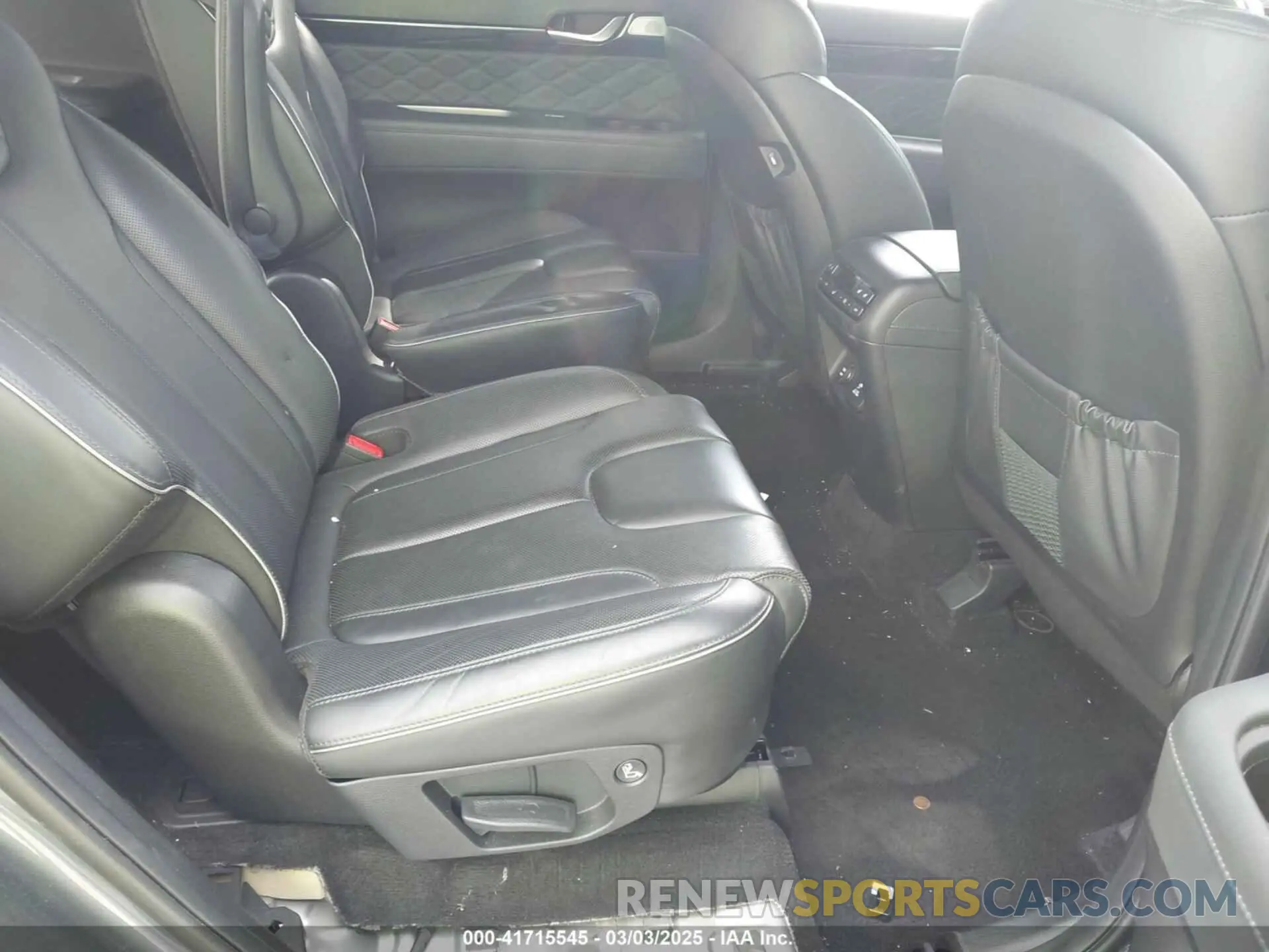 8 Photograph of a damaged car KM8R74HE9NU392837 HYUNDAI PALISADE 2022